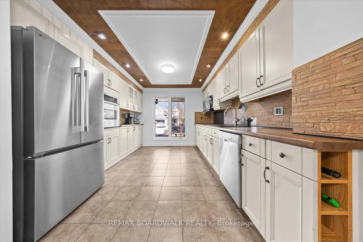 Photo 9 of 1837 Windflower Way, Ottawa, Chapel Hill — HOMEH