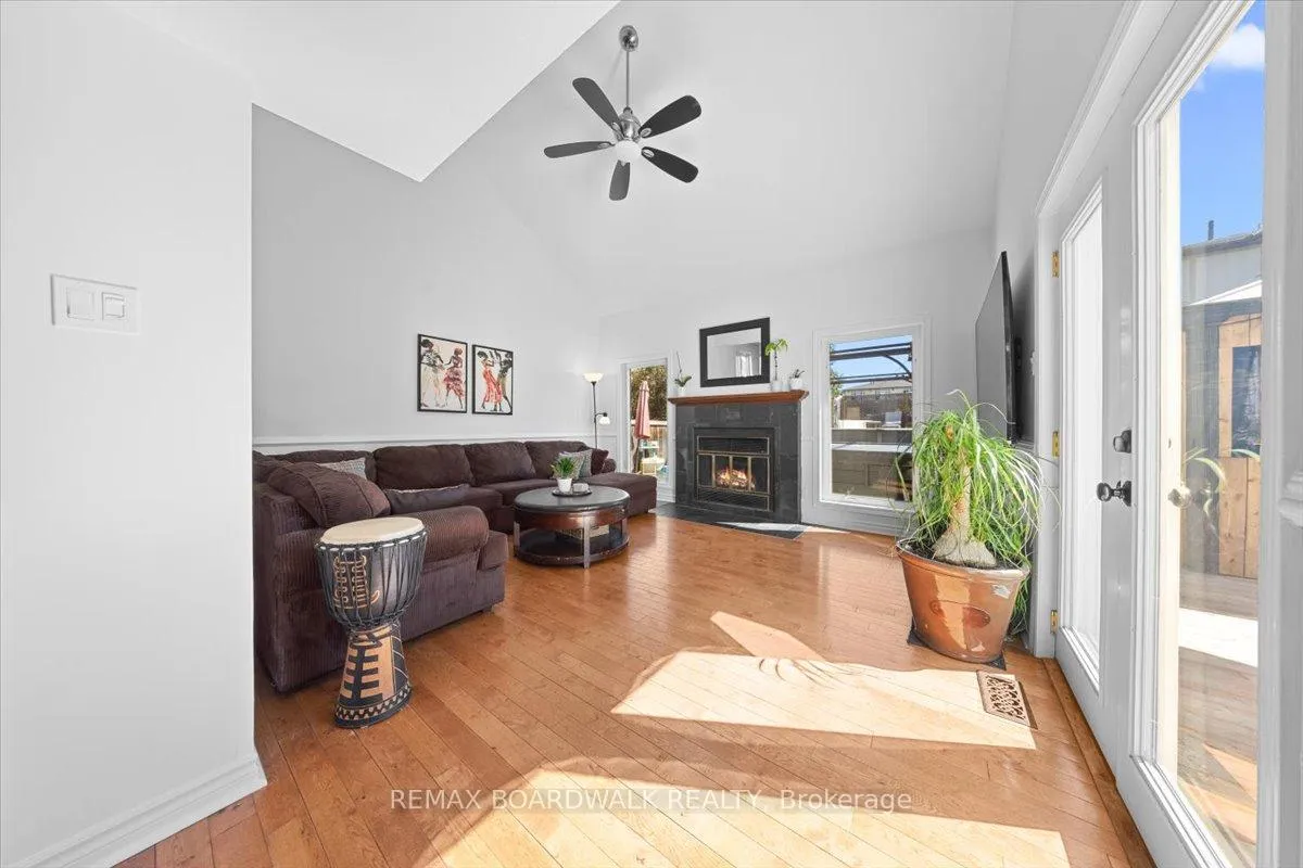 Photo 13 of 1837 Windflower Way, Ottawa, Chapel Hill — HOMEH