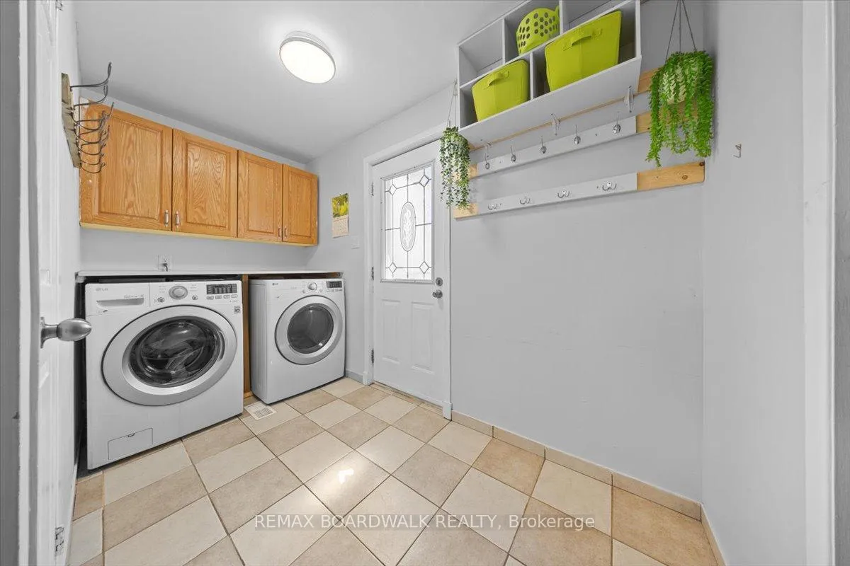 Photo 18 of 1837 Windflower Way, Ottawa, Chapel Hill — HOMEH