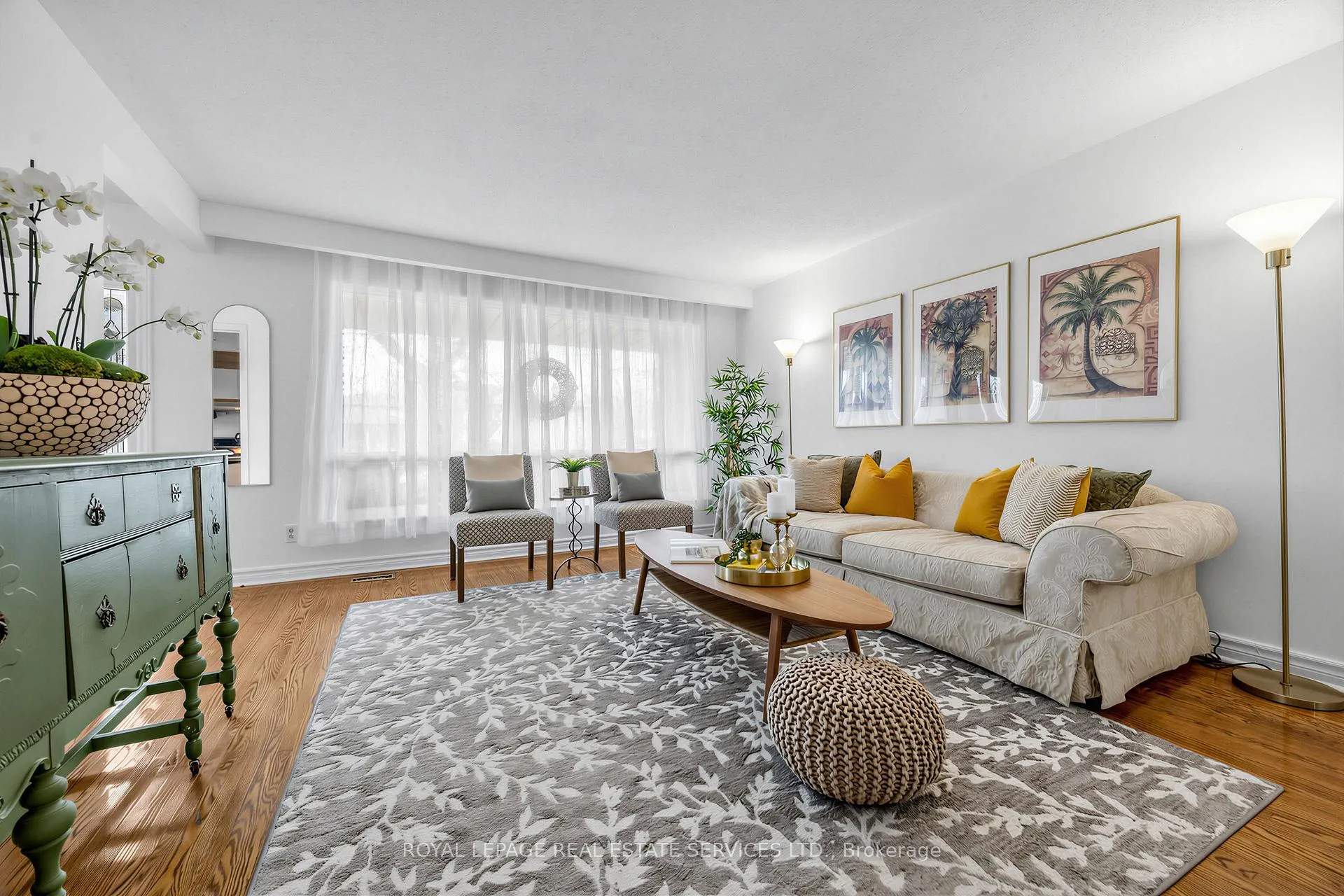 Photo 4 of 16 Donnacona Crescent, Scarborough, West Hill — HOMEH