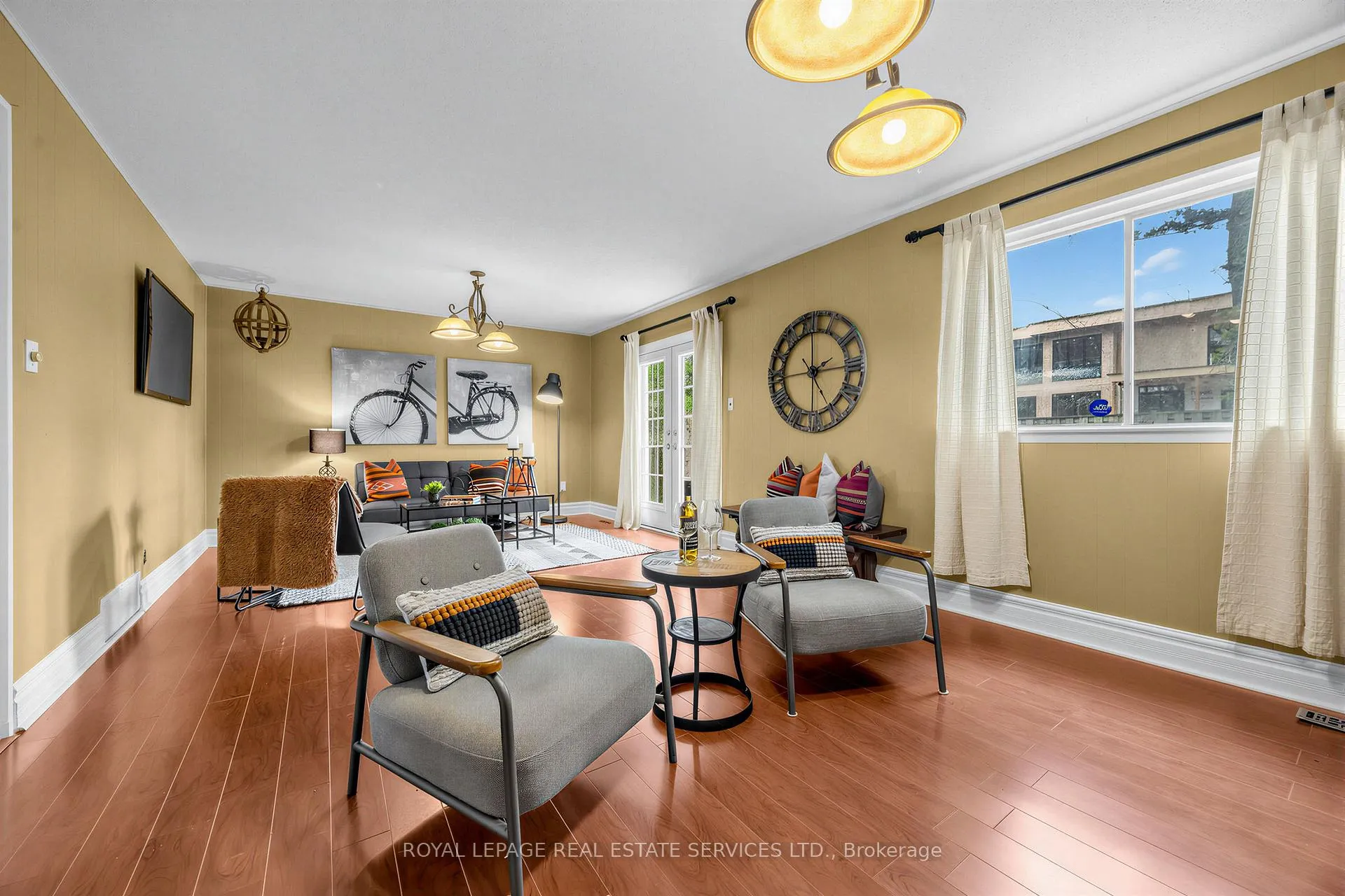 Photo 12 of 16 Donnacona Crescent, Scarborough, West Hill — HOMEH