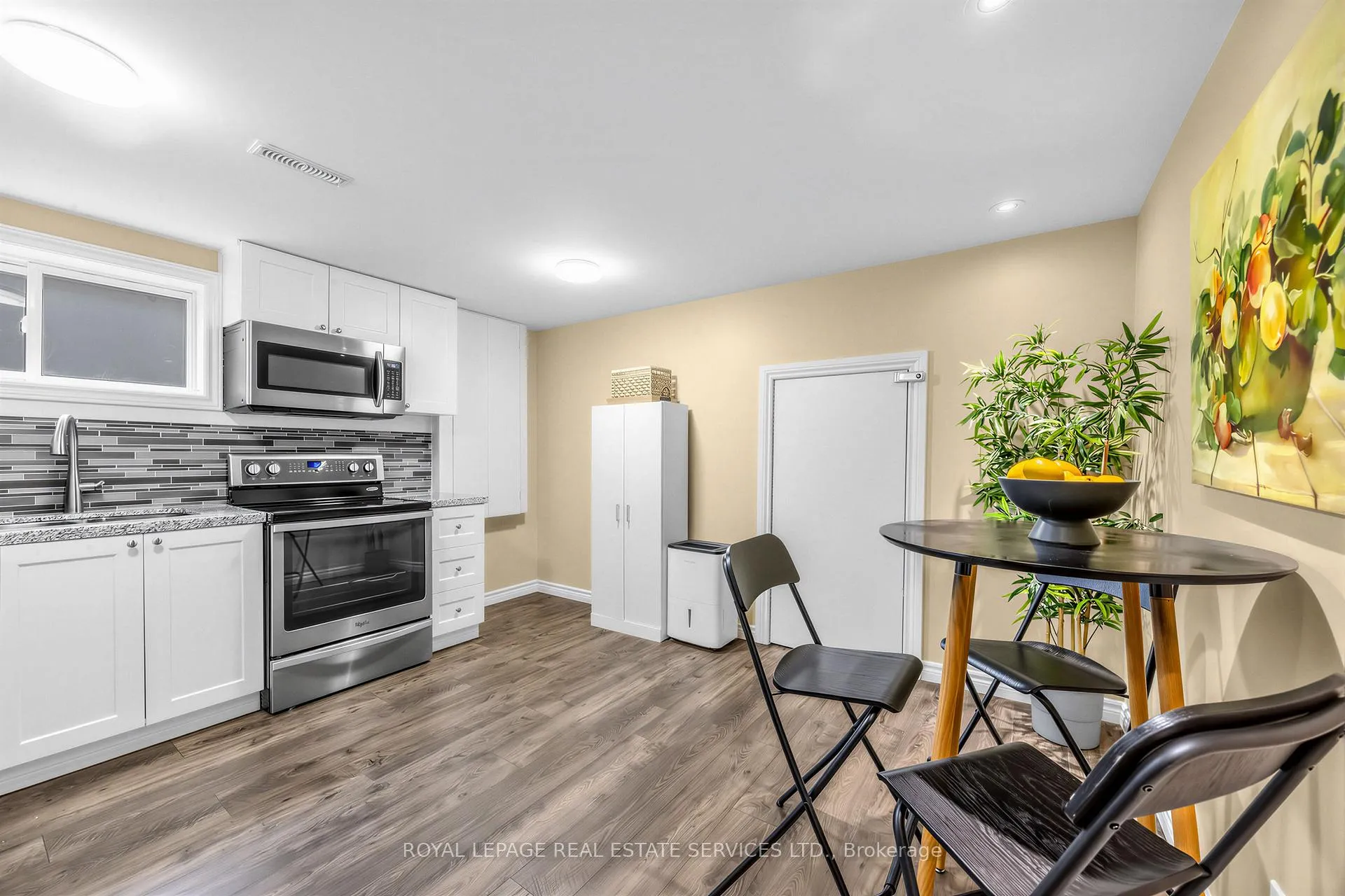 Photo 18 of 16 Donnacona Crescent, Scarborough, West Hill — HOMEH