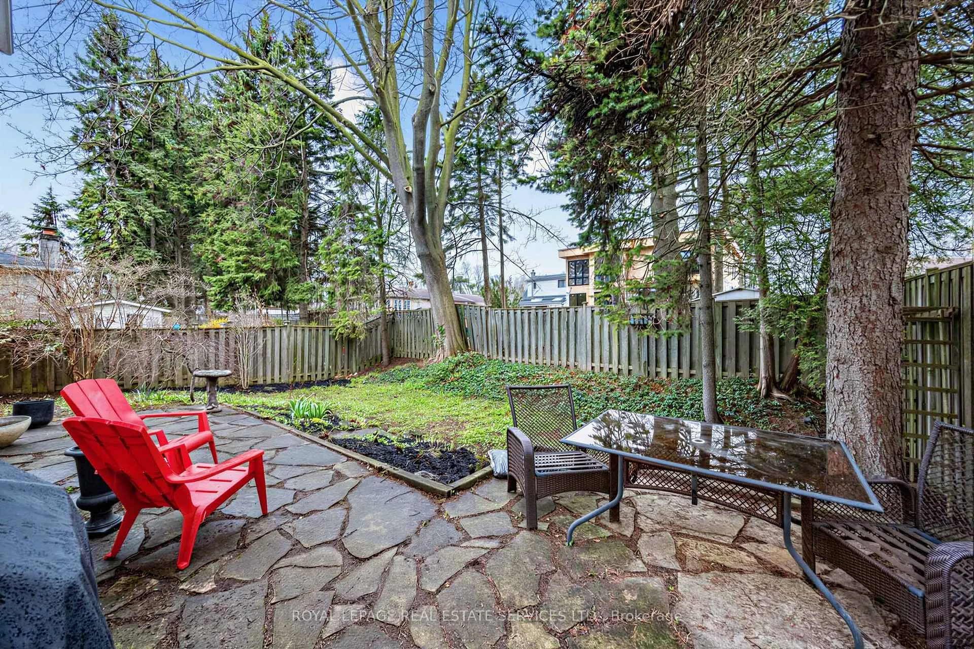 Photo 23 of 16 Donnacona Crescent, Scarborough, West Hill — HOMEH