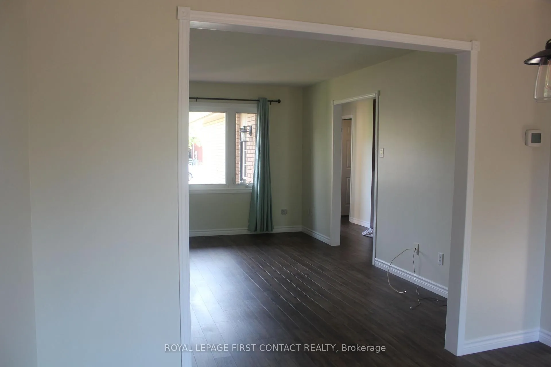 Photo 11 of 16 Rosenfeld Drive, Barrie, Grove East — HOMEH