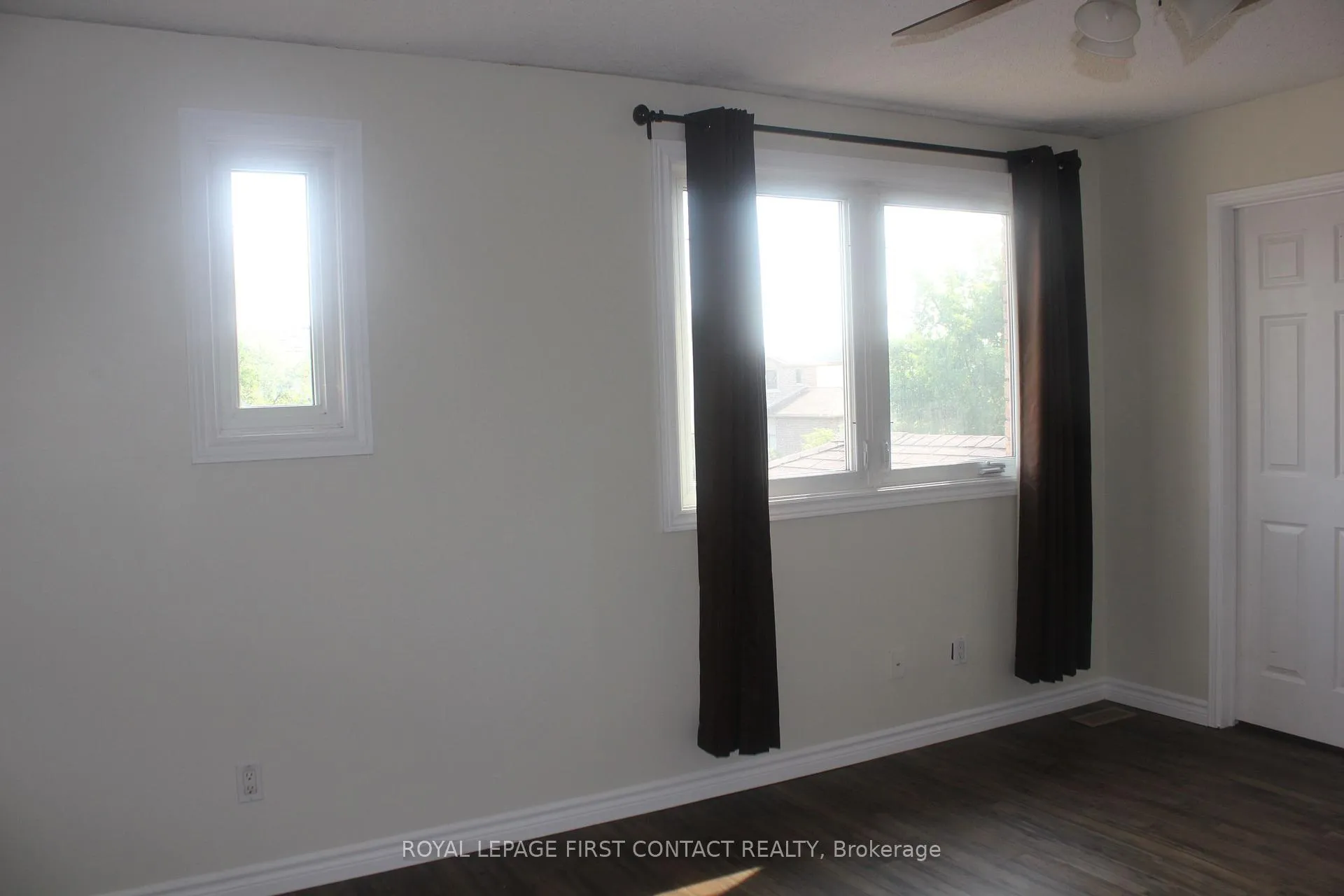 Photo 18 of 16 Rosenfeld Drive, Barrie, Grove East — HOMEH