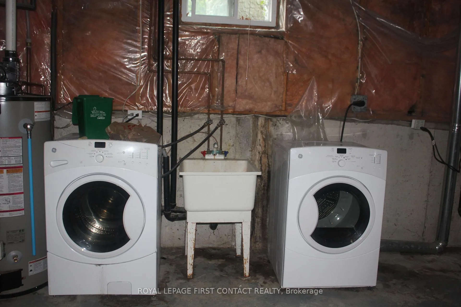 Photo 25 of 16 Rosenfeld Drive, Barrie, Grove East — HOMEH