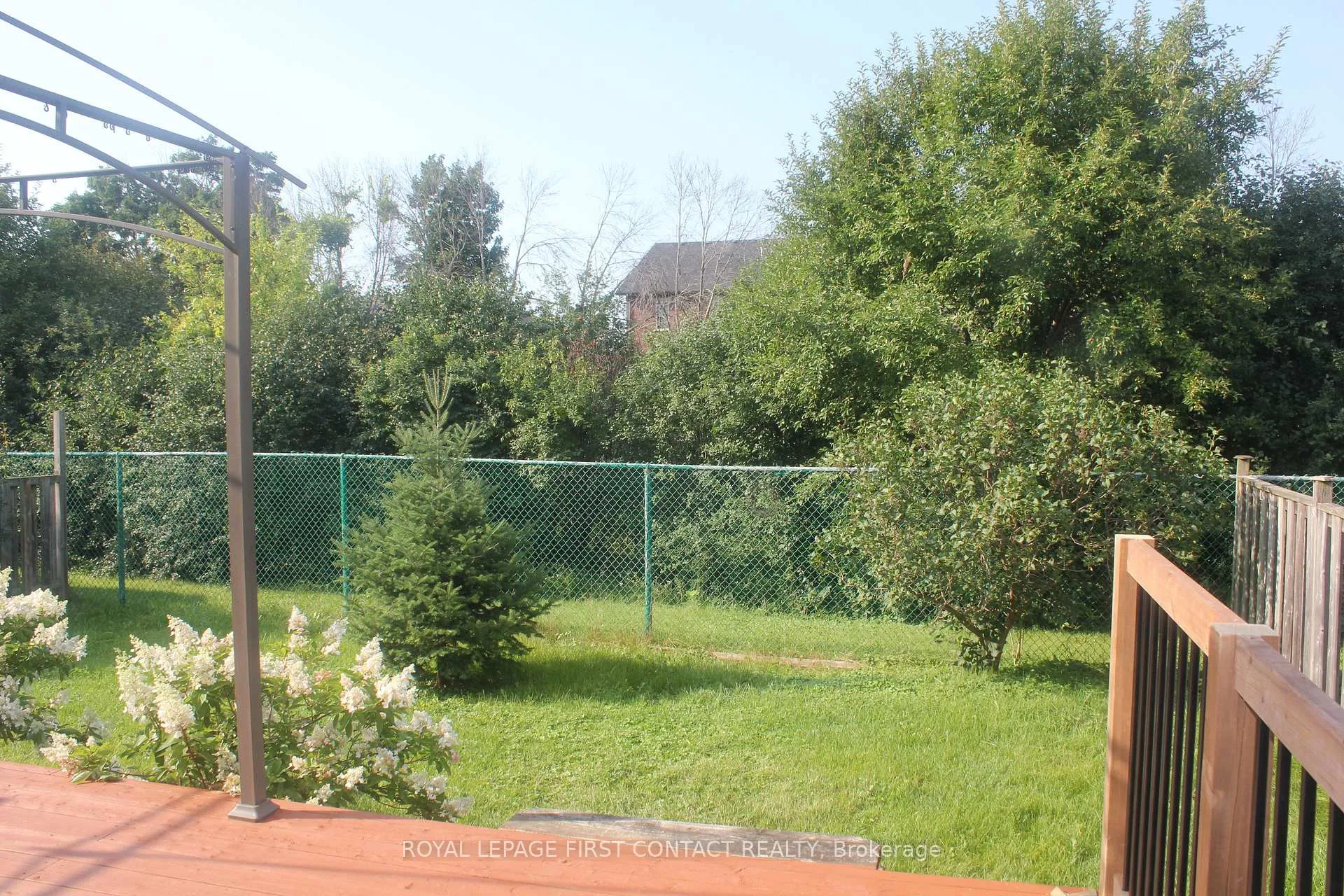 Photo 26 of 16 Rosenfeld Drive, Barrie, Grove East — HOMEH