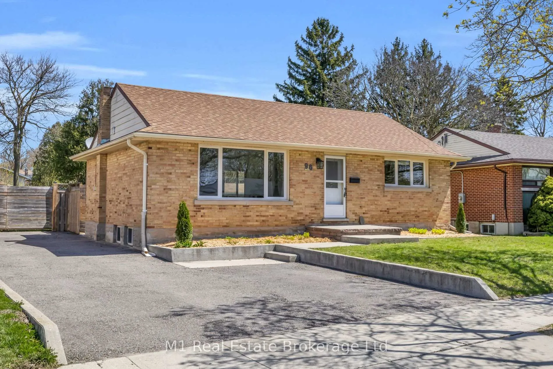 Photo 1 of 96 Siebert Avenue, Kitchener — HOMEH
