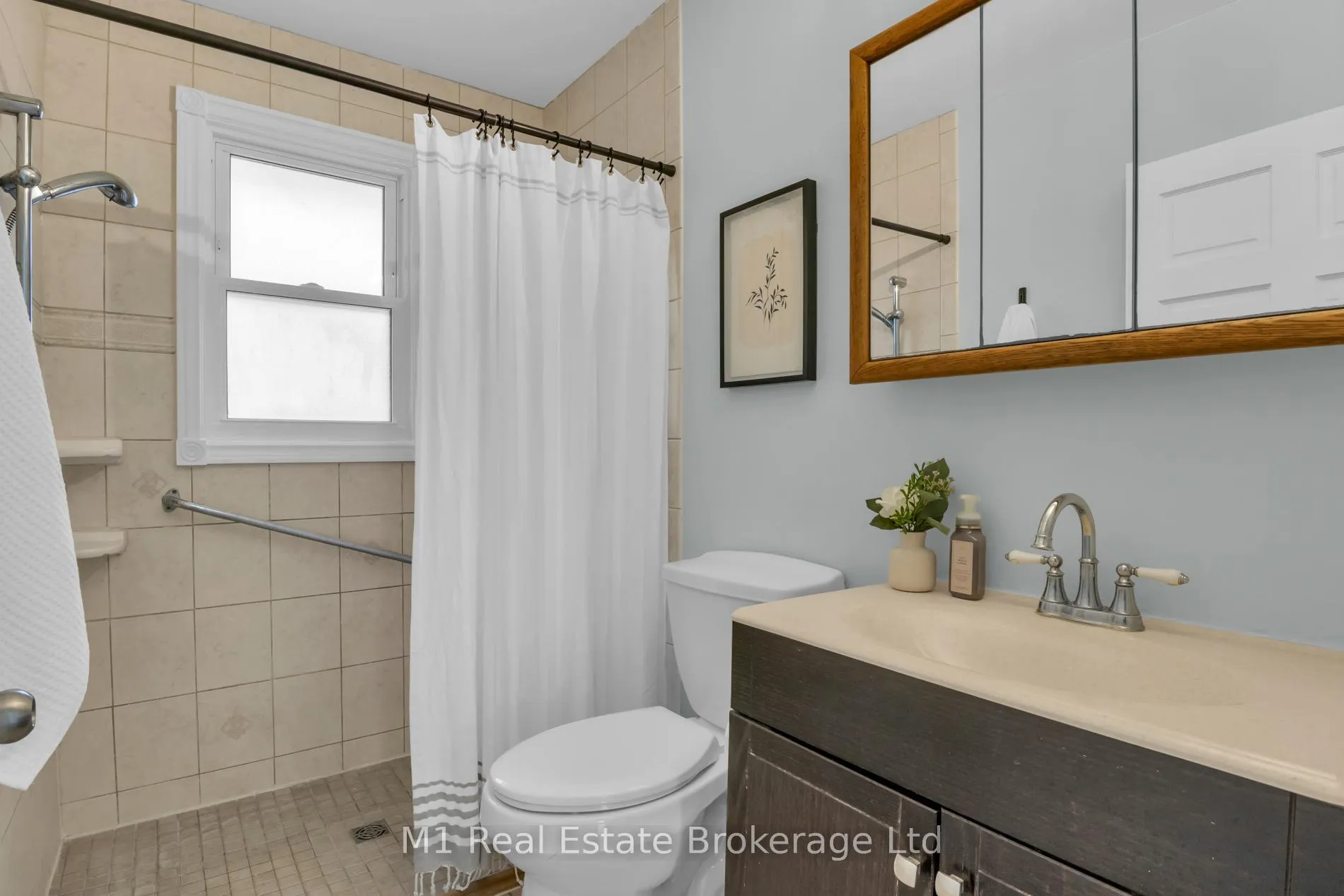 Photo 17 of 96 Siebert Avenue, Kitchener — HOMEH