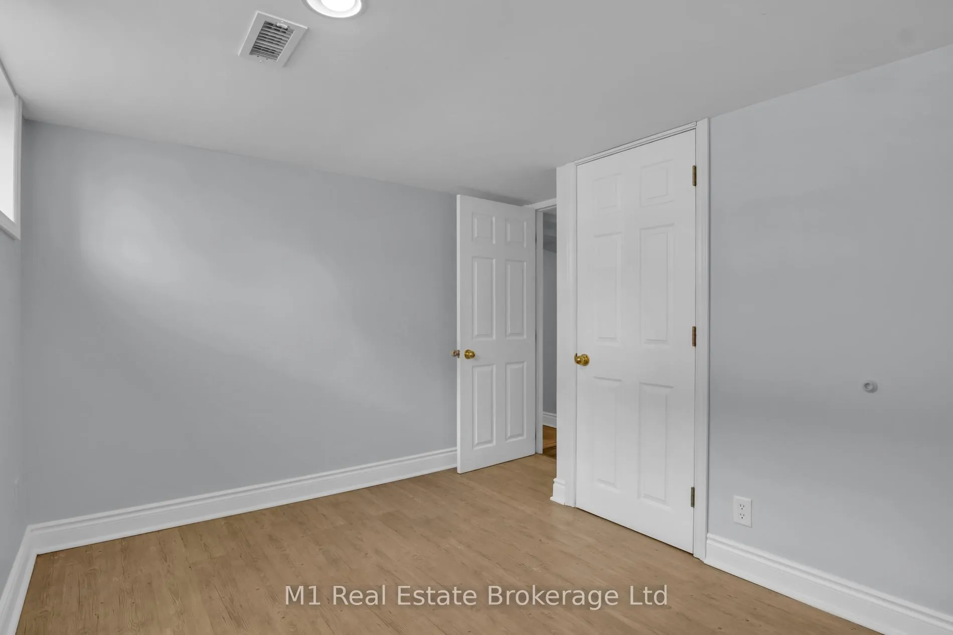 Photo 29 of 96 Siebert Avenue, Kitchener — HOMEH