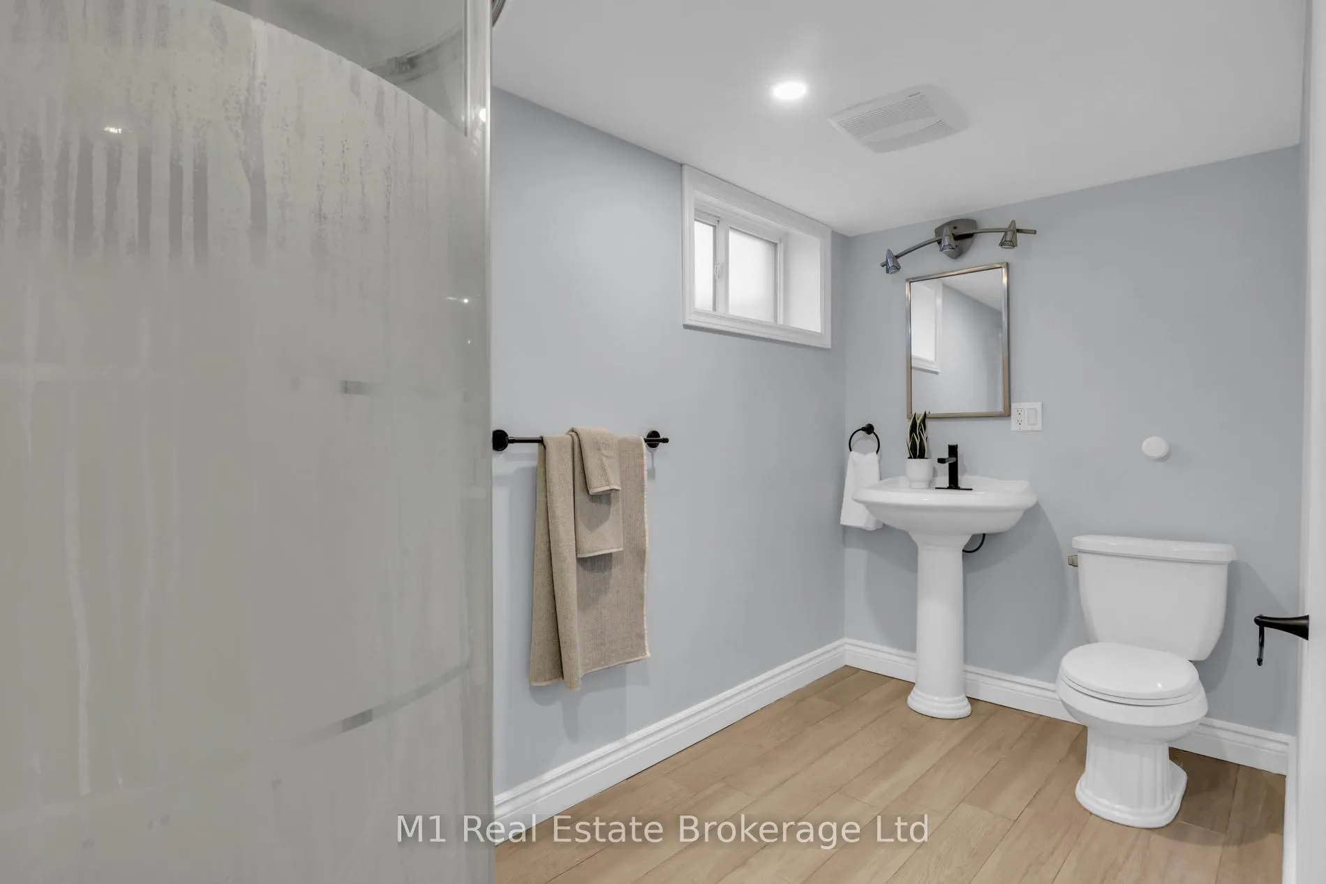 Photo 34 of 96 Siebert Avenue, Kitchener — HOMEH