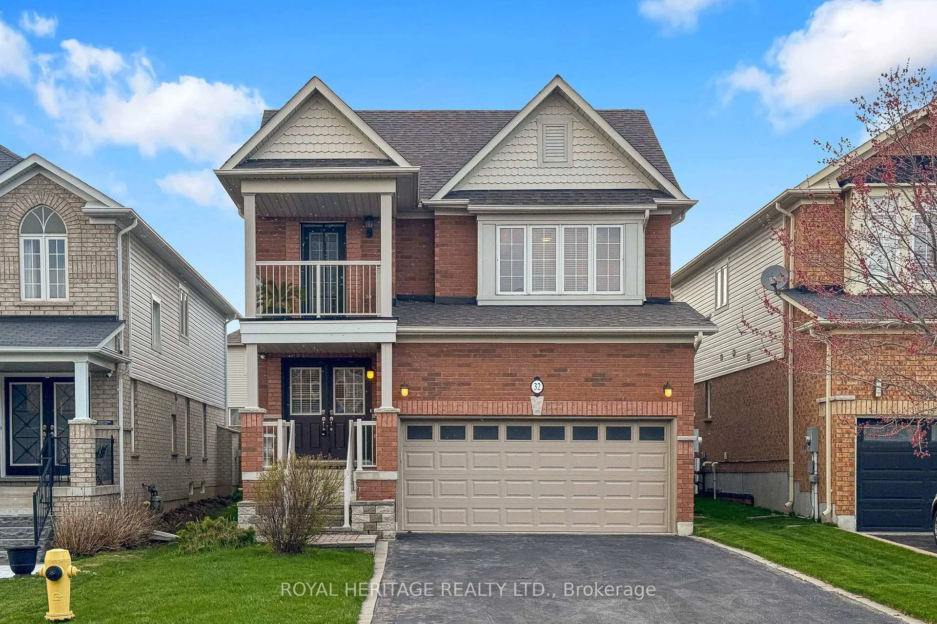 Photo 1 of 32 Bathgate Crescent, Clarington, Courtice — HOMEH