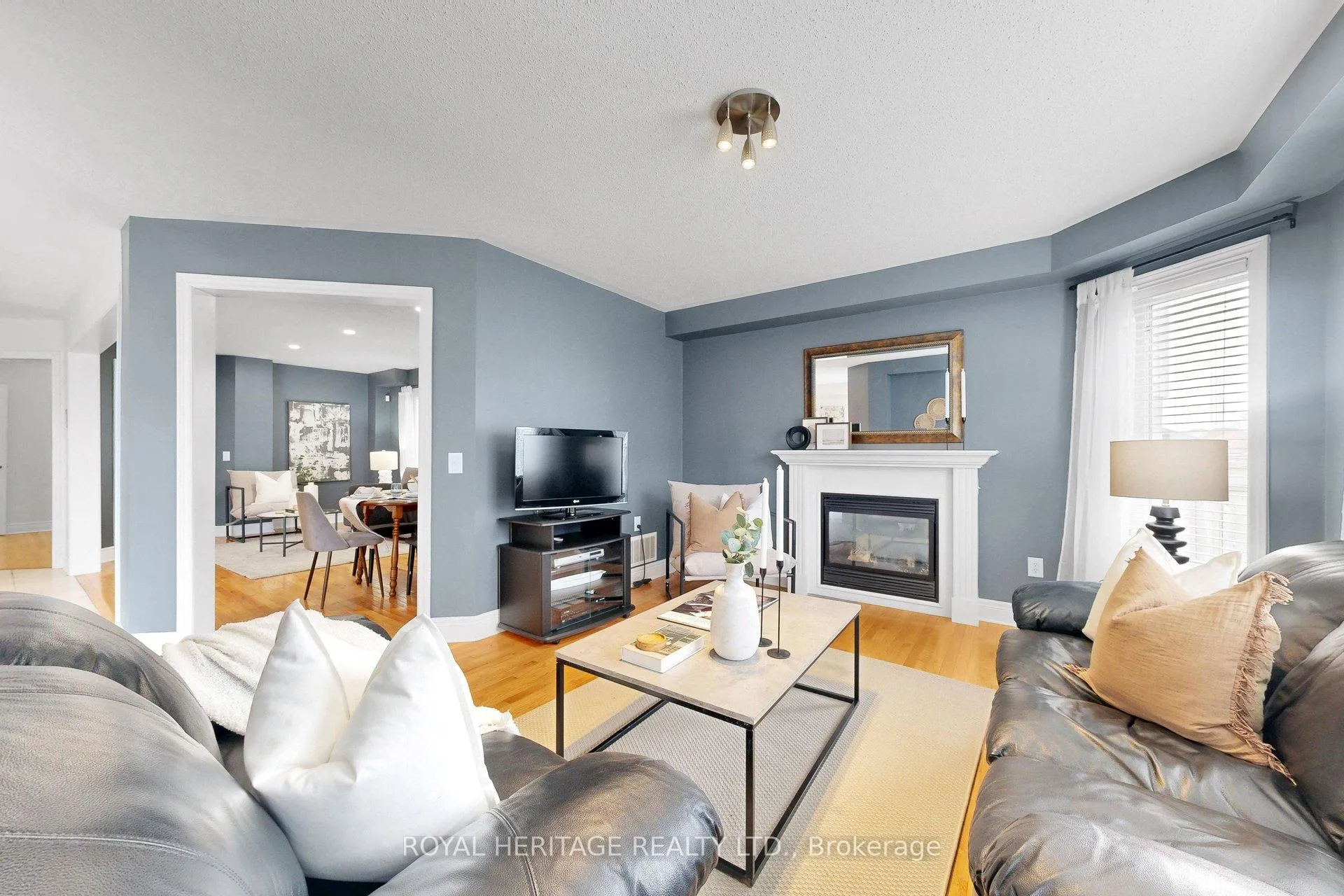 Photo 16 of 32 Bathgate Crescent, Clarington, Courtice — HOMEH