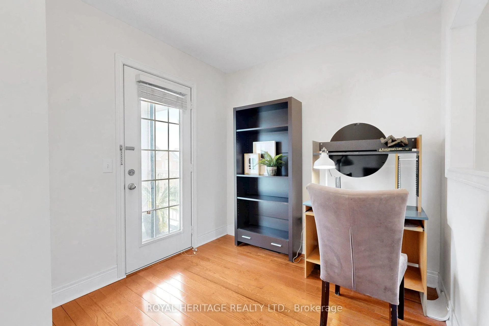 Photo 19 of 32 Bathgate Crescent, Clarington, Courtice — HOMEH