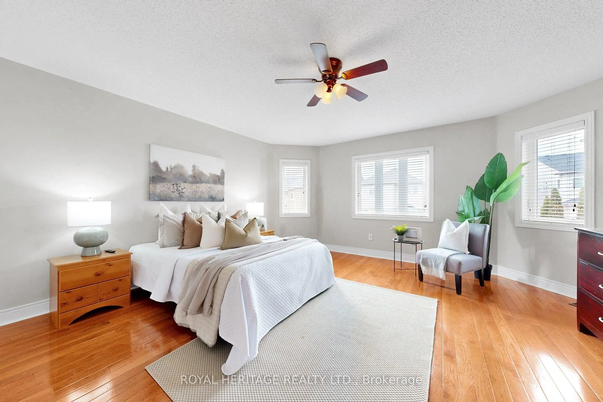Photo 31 of 32 Bathgate Crescent, Clarington, Courtice — HOMEH