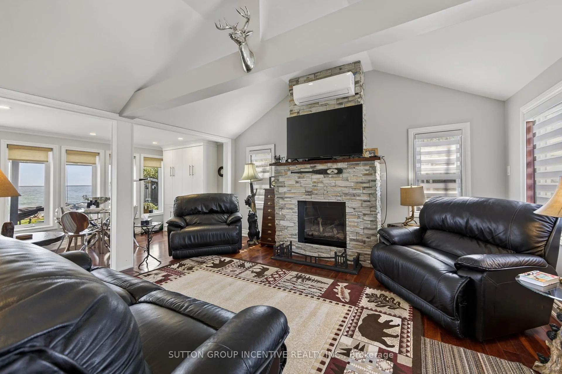 Photo 6 of 131 Minnetonka Road, Innisfil, Rural Innisfil — HOMEH