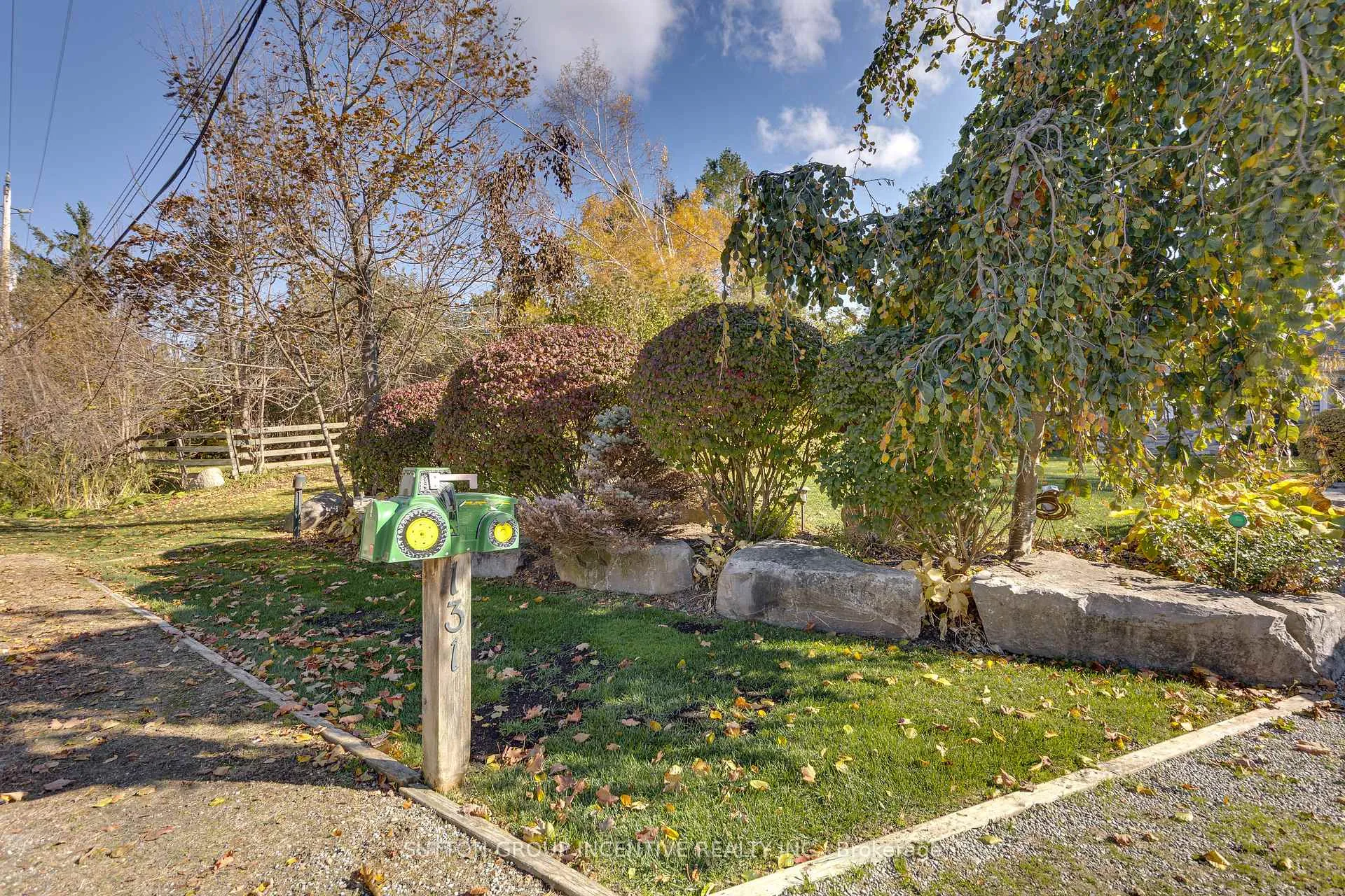Photo 32 of 131 Minnetonka Road, Innisfil, Rural Innisfil — HOMEH