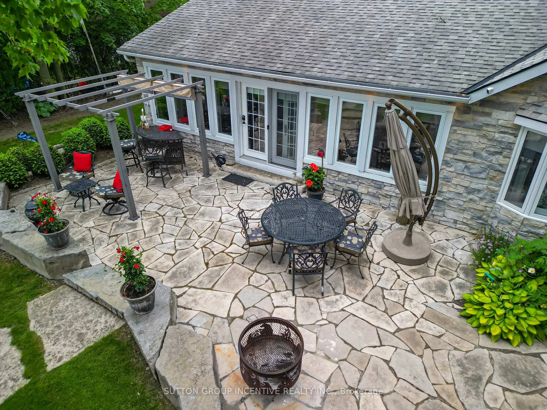 Photo 33 of 131 Minnetonka Road, Innisfil, Rural Innisfil — HOMEH