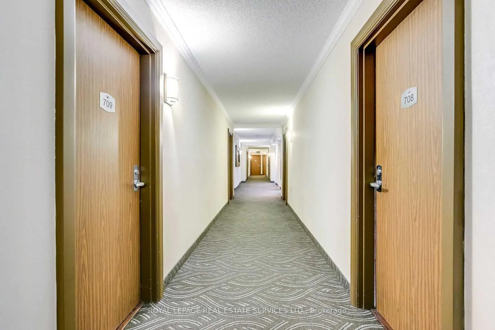 Photo 20 of Unit 709, 1110 Walden Circle, Mississauga, Clarkson — HOMEH