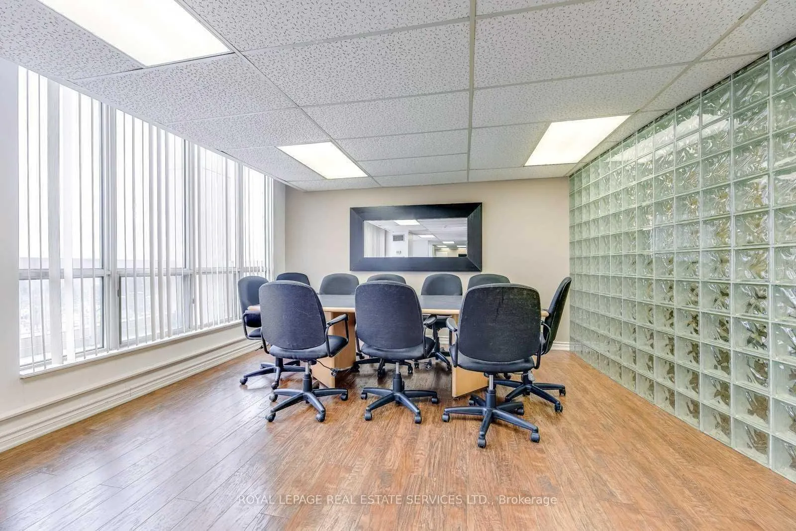 Photo 21 of Unit 709, 1110 Walden Circle, Mississauga, Clarkson — HOMEH