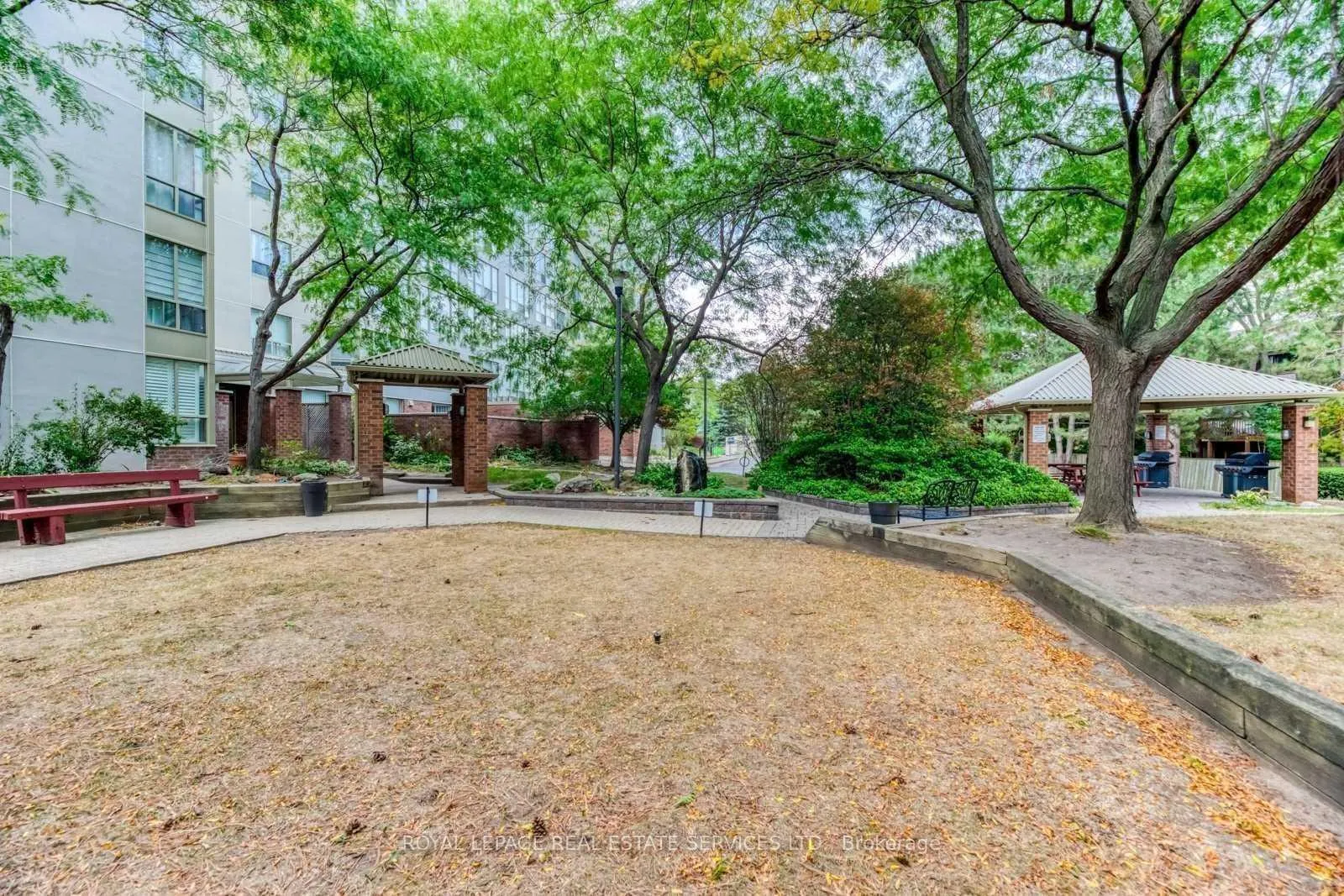 Photo 25 of Unit 709, 1110 Walden Circle, Mississauga, Clarkson — HOMEH