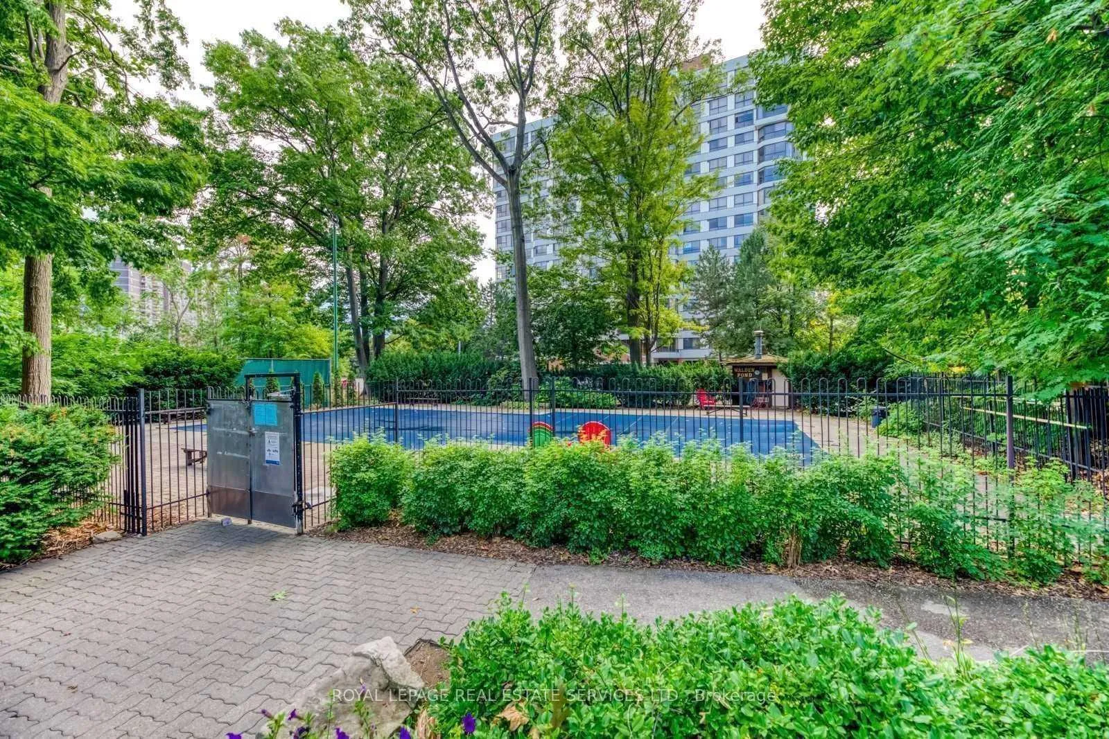 Photo 30 of Unit 709, 1110 Walden Circle, Mississauga, Clarkson — HOMEH