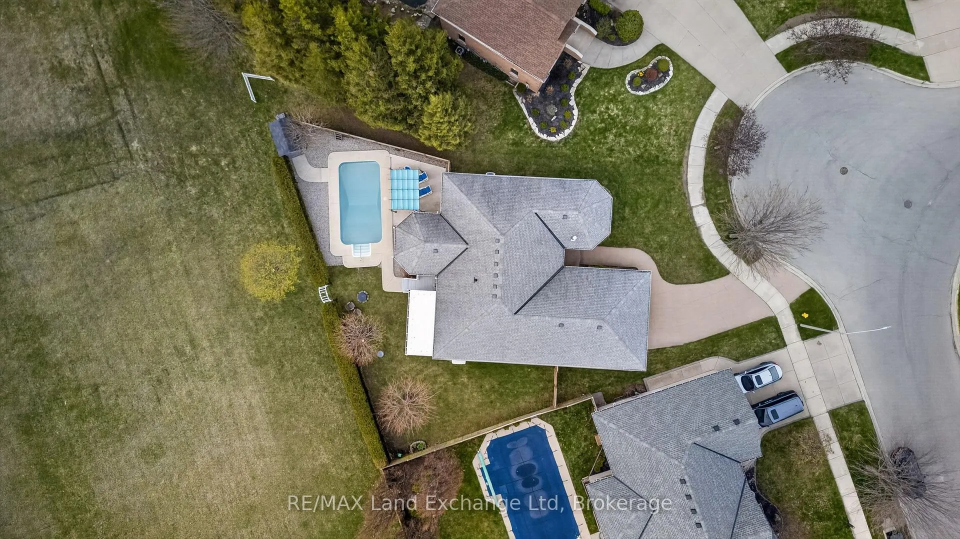 Photo 5 of 196 Brimicombe Crescent, Goderich, Goderich (Town) — HOMEH