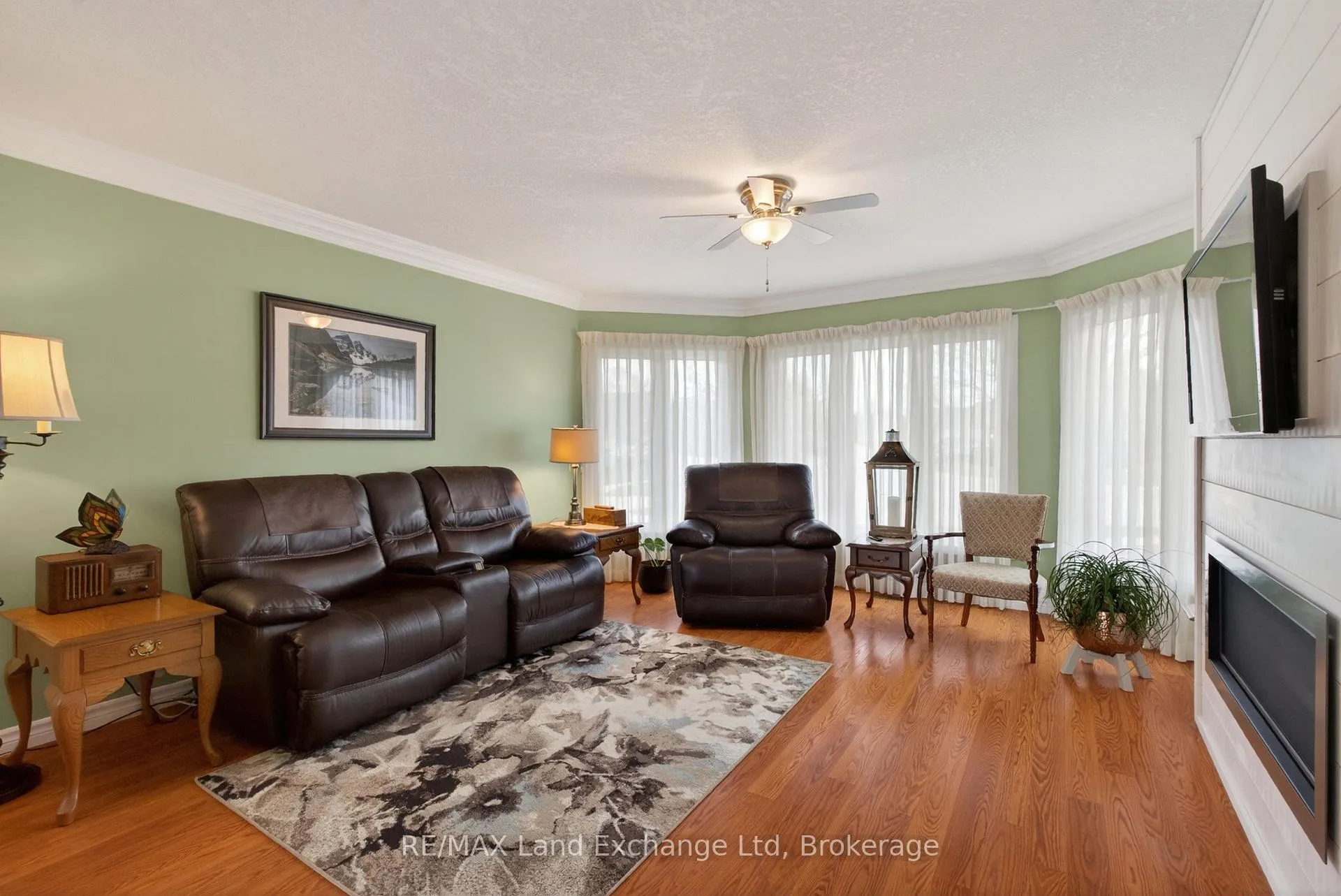 Photo 7 of 196 Brimicombe Crescent, Goderich, Goderich (Town) — HOMEH
