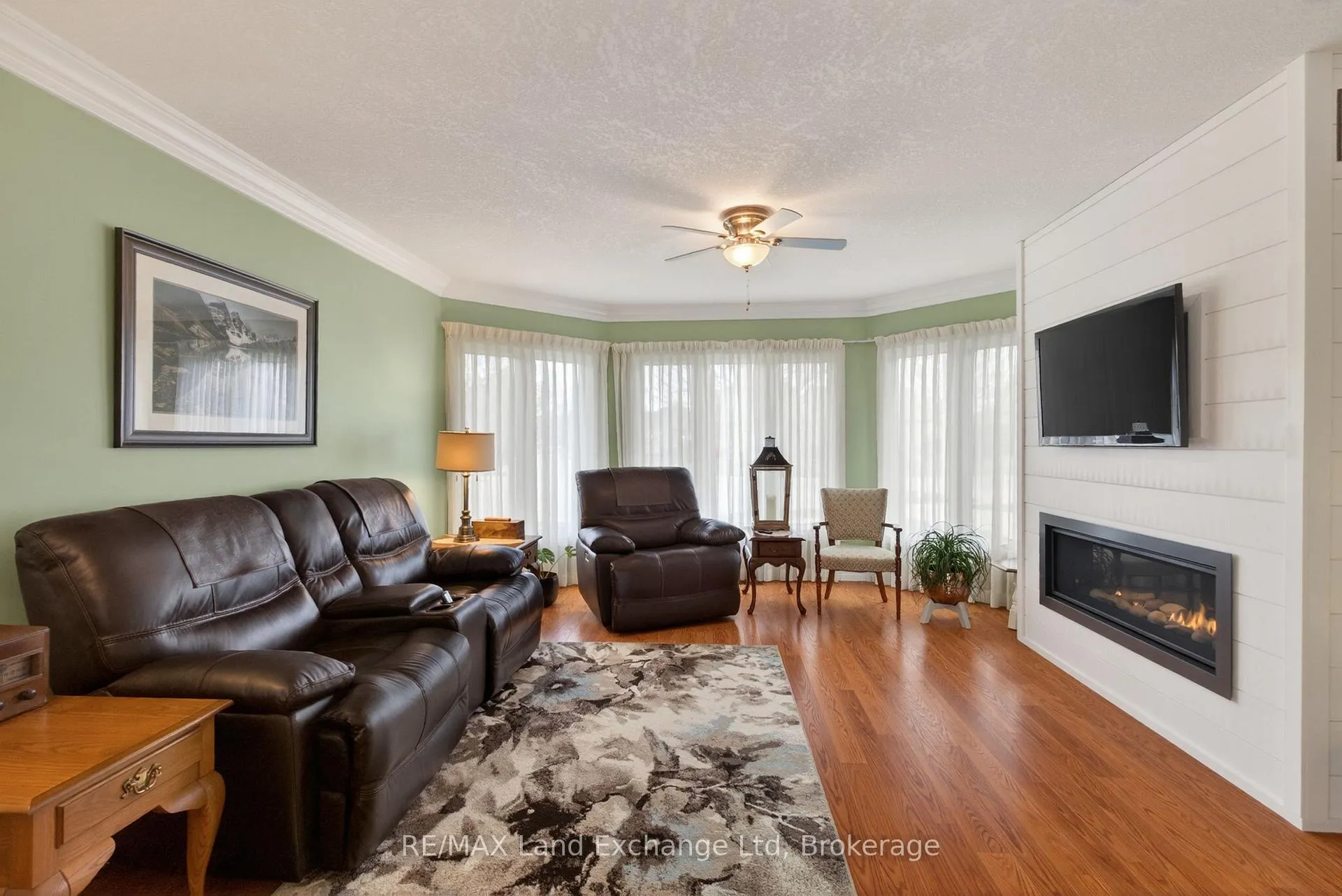 Photo 8 of 196 Brimicombe Crescent, Goderich, Goderich (Town) — HOMEH