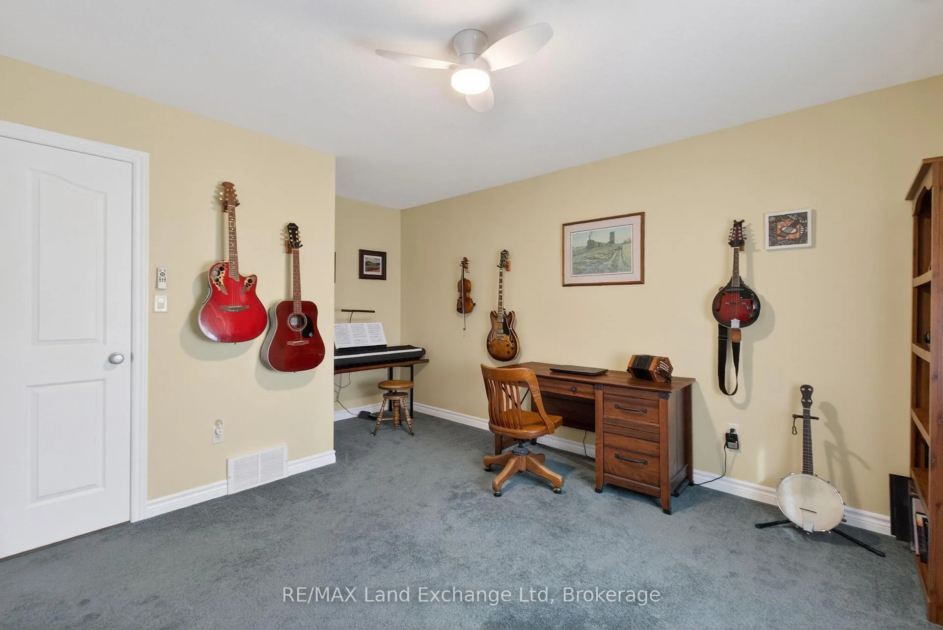 Photo 27 of 196 Brimicombe Crescent, Goderich, Goderich (Town) — HOMEH