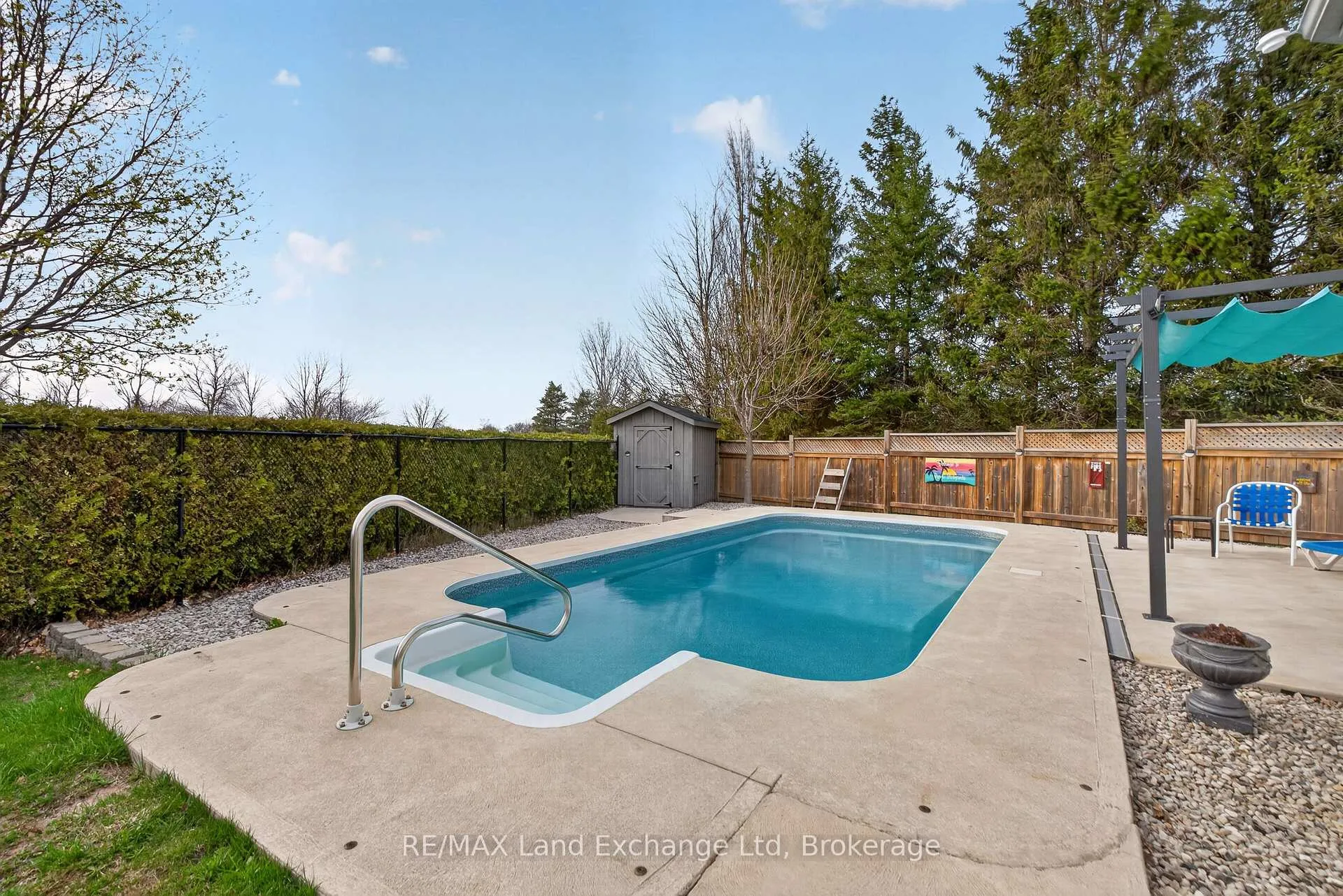 Photo 43 of 196 Brimicombe Crescent, Goderich, Goderich (Town) — HOMEH