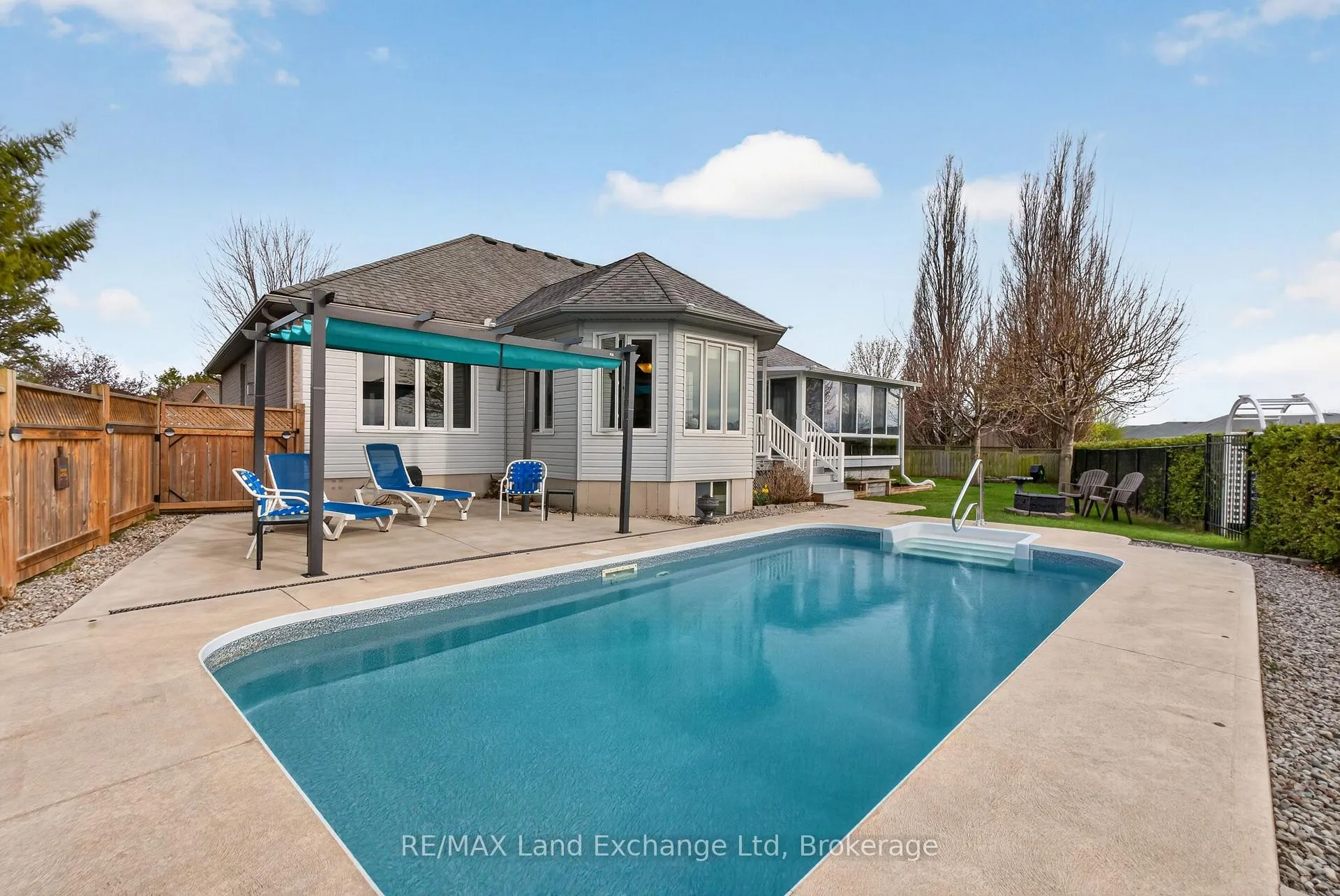Photo 45 of 196 Brimicombe Crescent, Goderich, Goderich (Town) — HOMEH