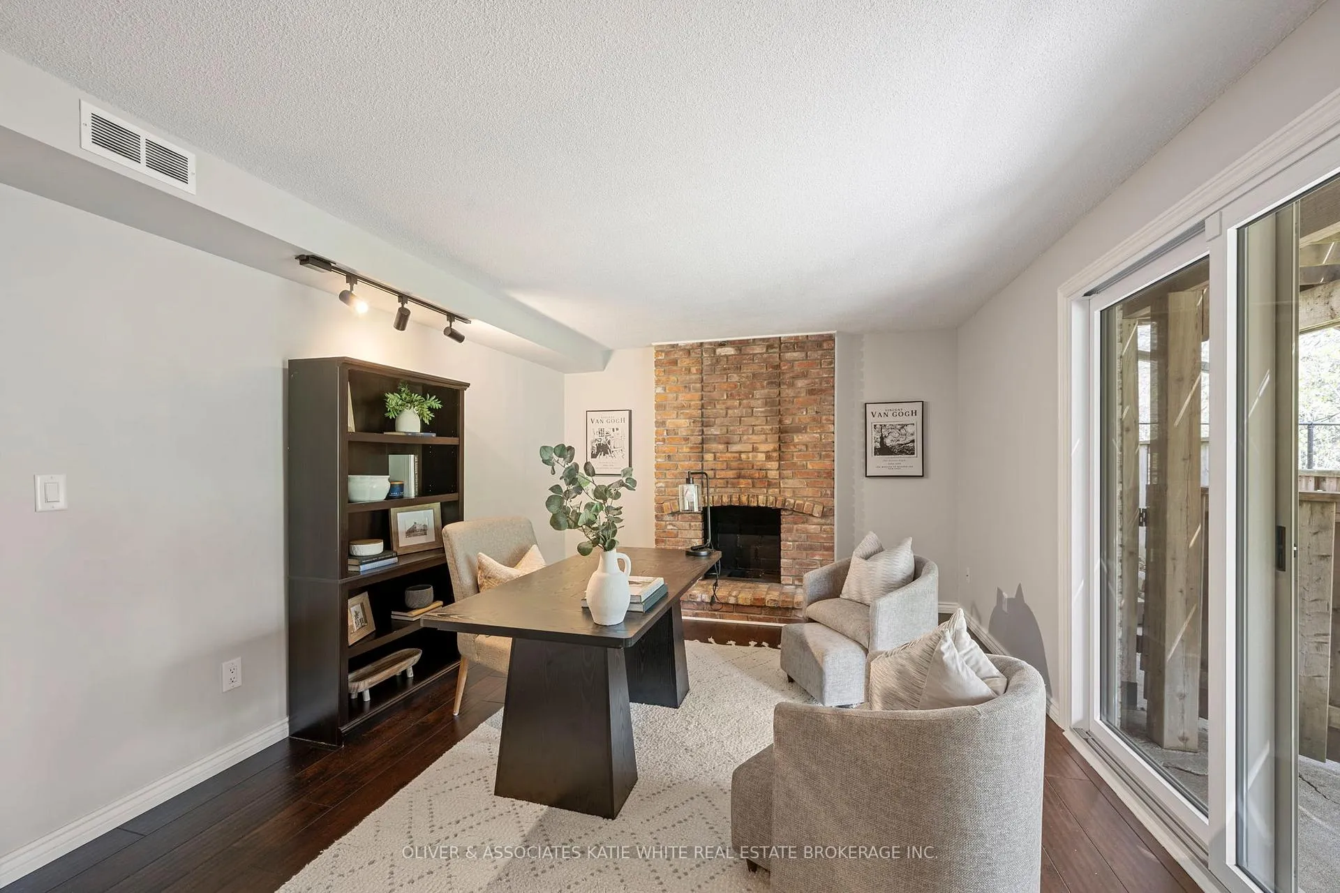 Photo 29 of 53 Timber Drive, London, South B — HOMEH