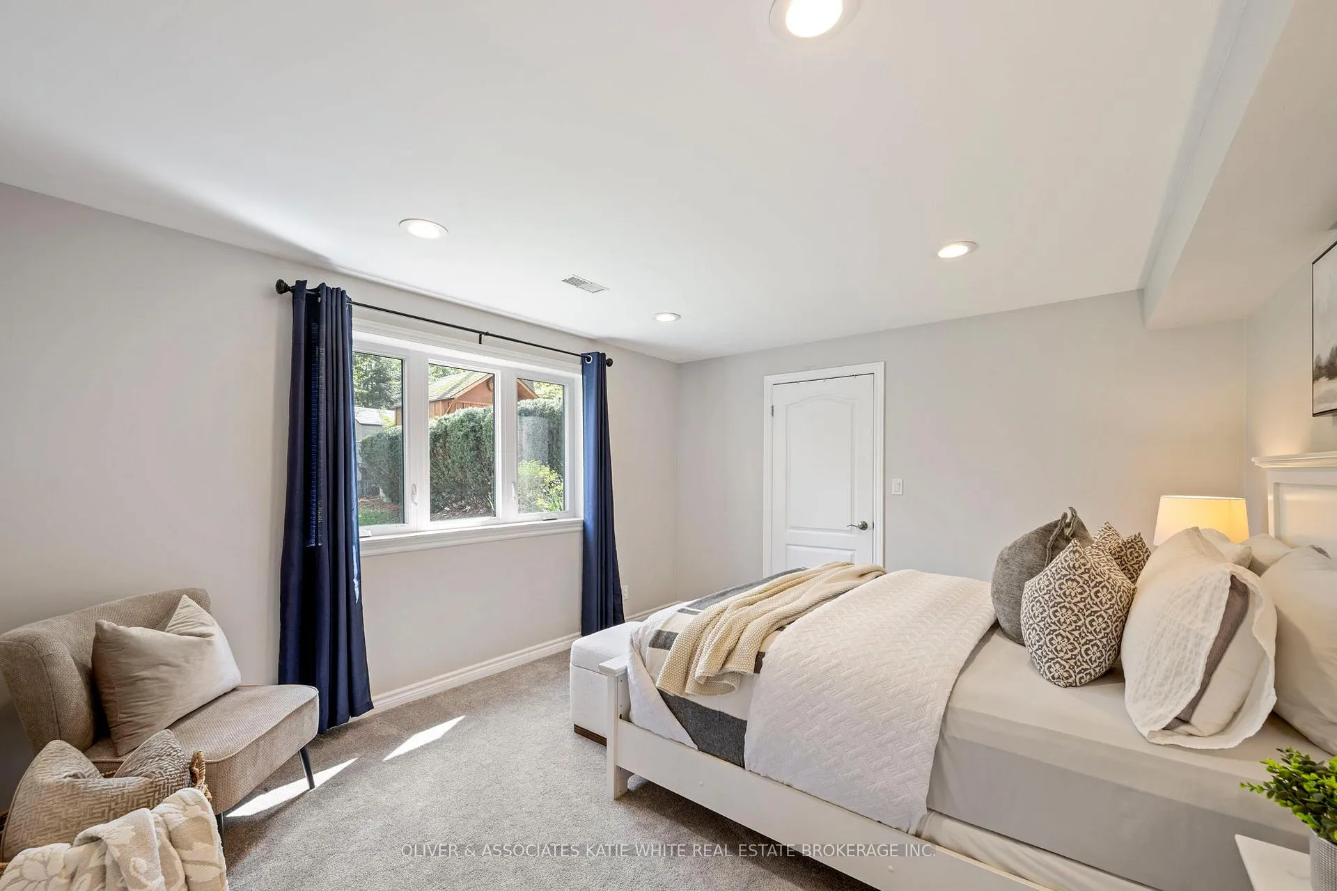 Photo 30 of 53 Timber Drive, London, South B — HOMEH