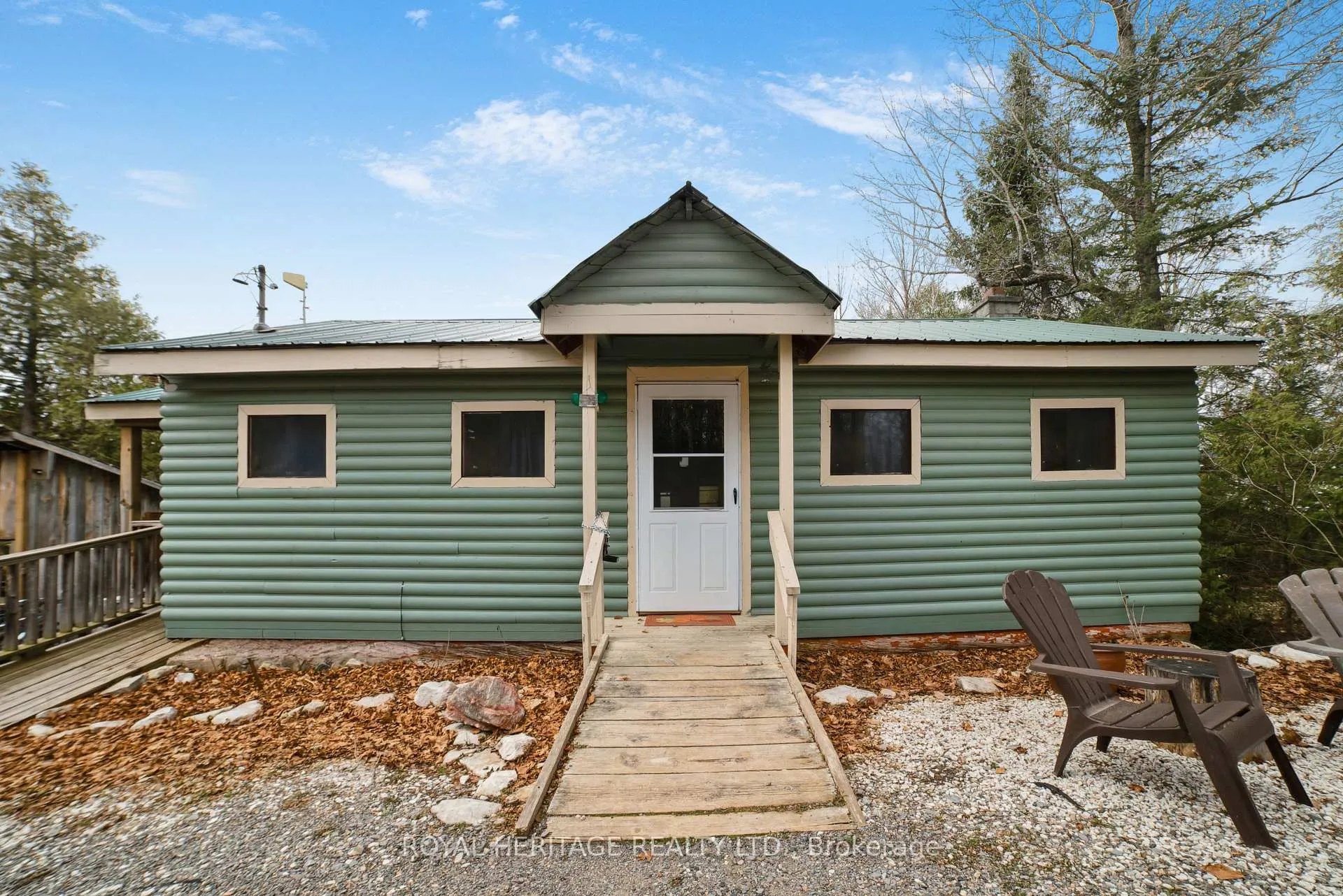 Photo 2 of 817 Darling Concession 7 Road, Lanark Highlands, Lanark Highlands (Darling) Twp — HOMEH