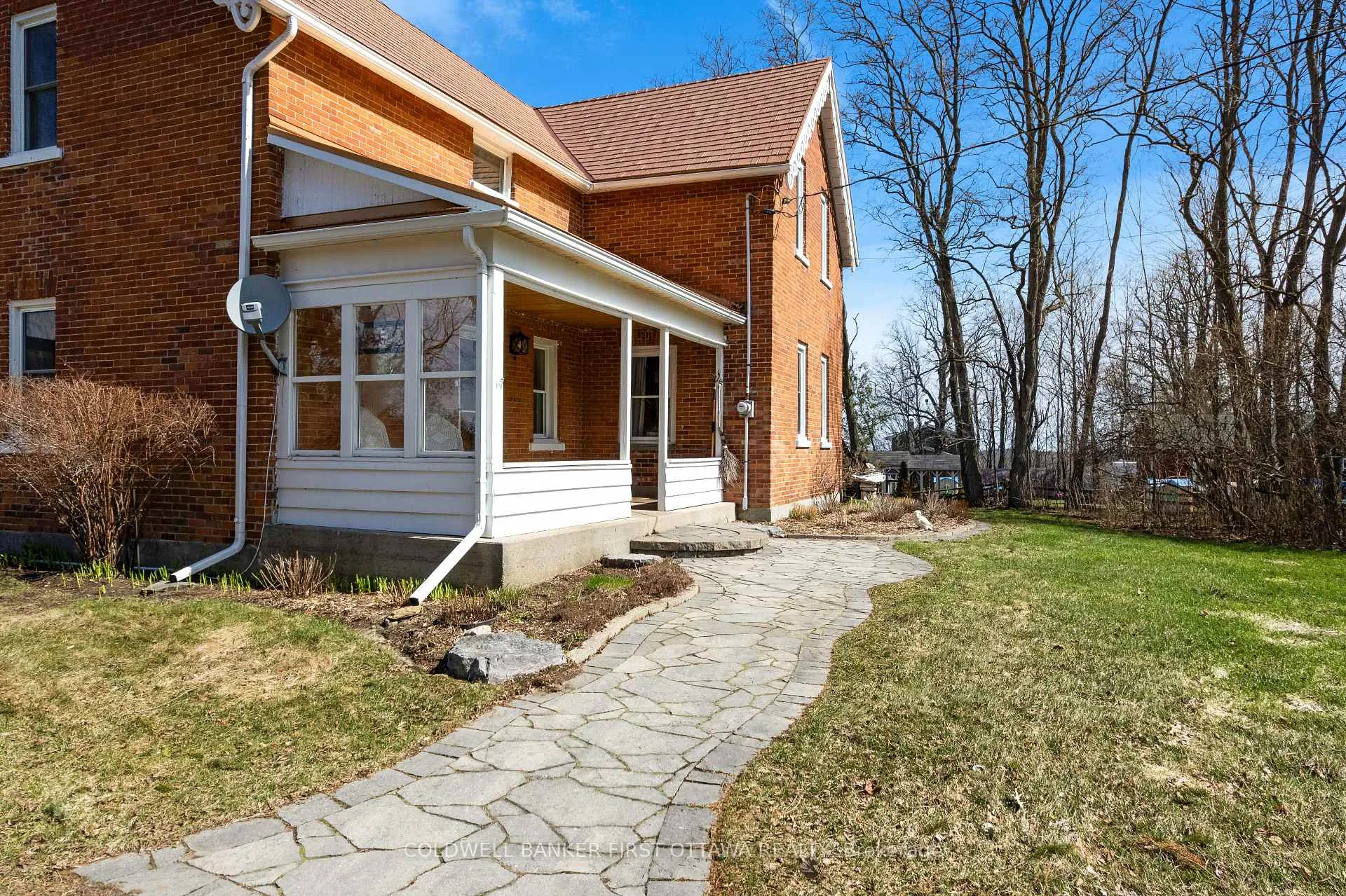 Photo 5 of 786 Bathurst 9th Common, Tay Valley, Bathurst/Burgess & Sherbrooke (Bathurst) Twp — HOMEH