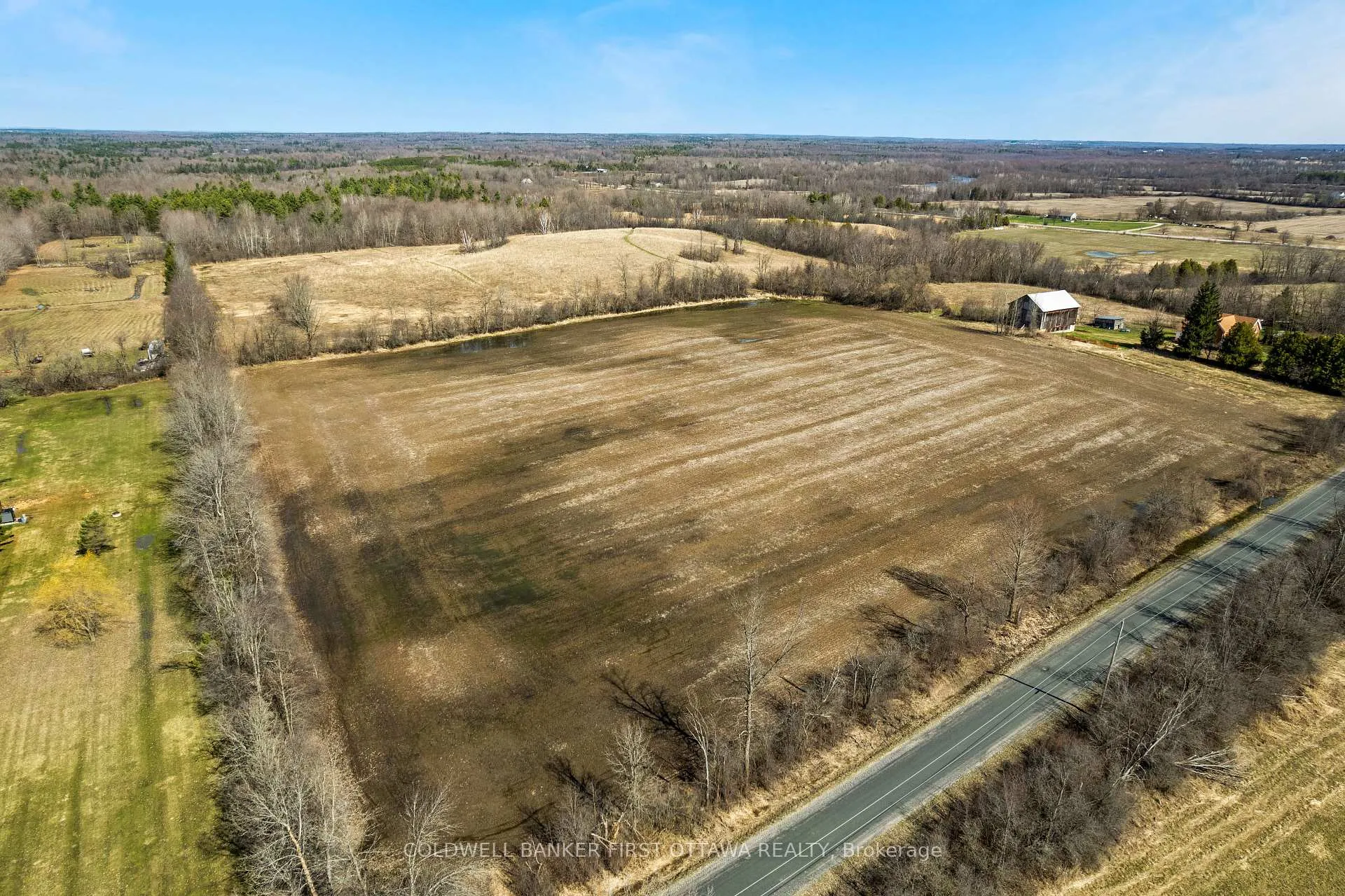 Photo 33 of 786 Bathurst 9th Common, Tay Valley, Bathurst/Burgess & Sherbrooke (Bathurst) Twp — HOMEH
