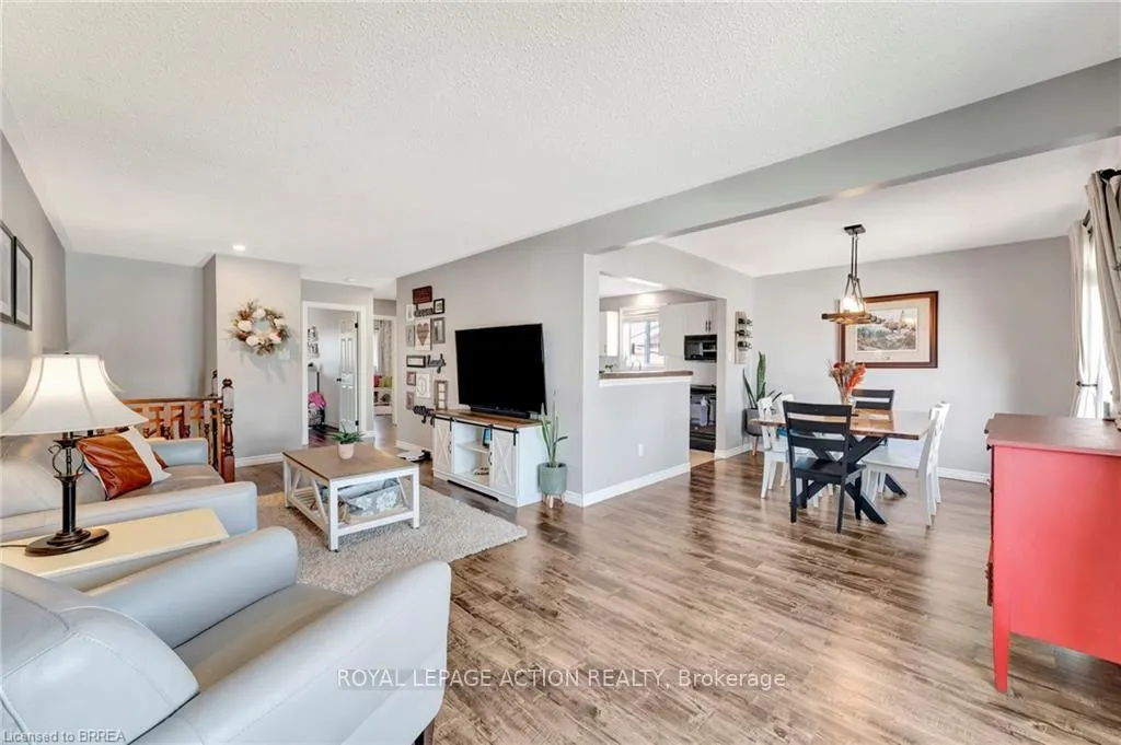 Photo 20 of 21 Scott Street, Brant, Brantford Twp — HOMEH