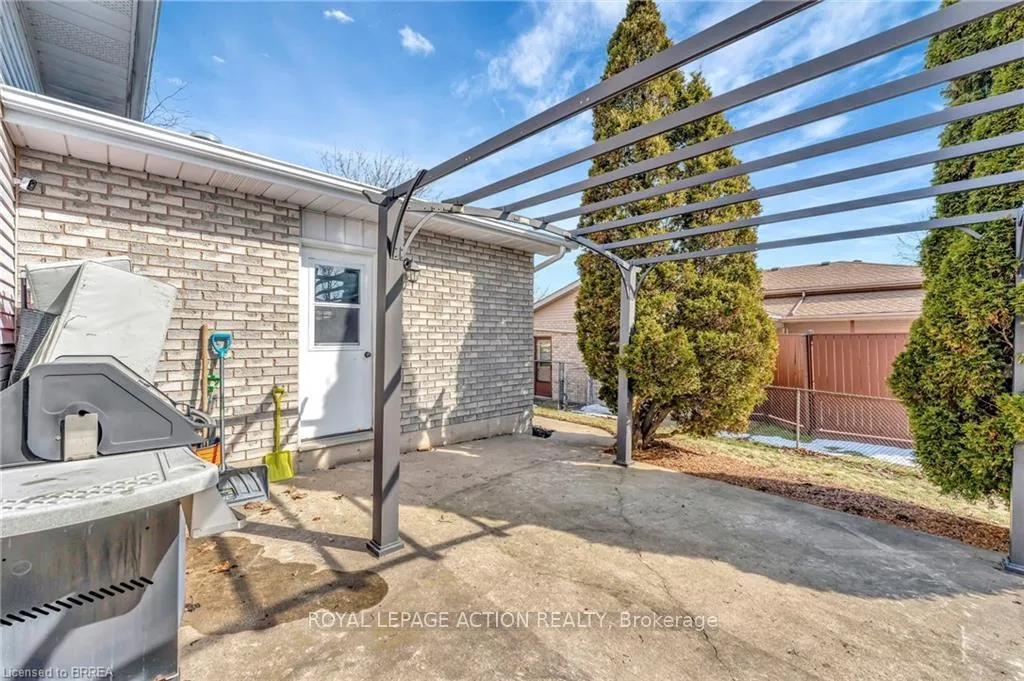 Photo 38 of 21 Scott Street, Brant, Brantford Twp — HOMEH