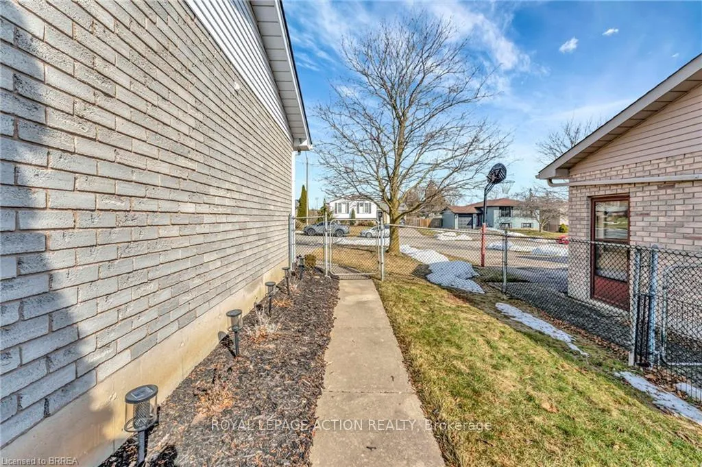 Photo 40 of 21 Scott Street, Brant, Brantford Twp — HOMEH