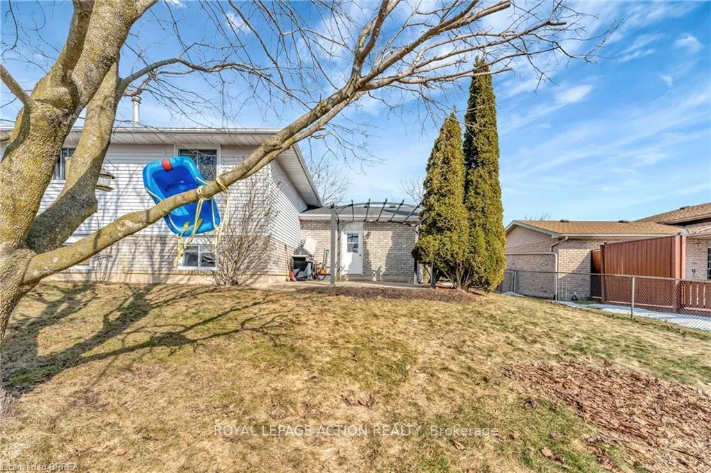 Photo 42 of 21 Scott Street, Brant, Brantford Twp — HOMEH