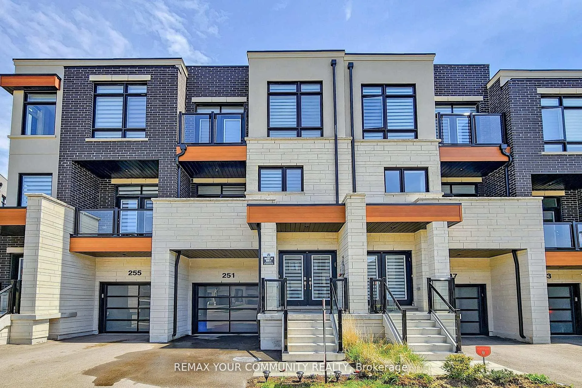 Photo 1 of 251 Thomas Cook Avenue, Vaughan, Patterson — HOMEH