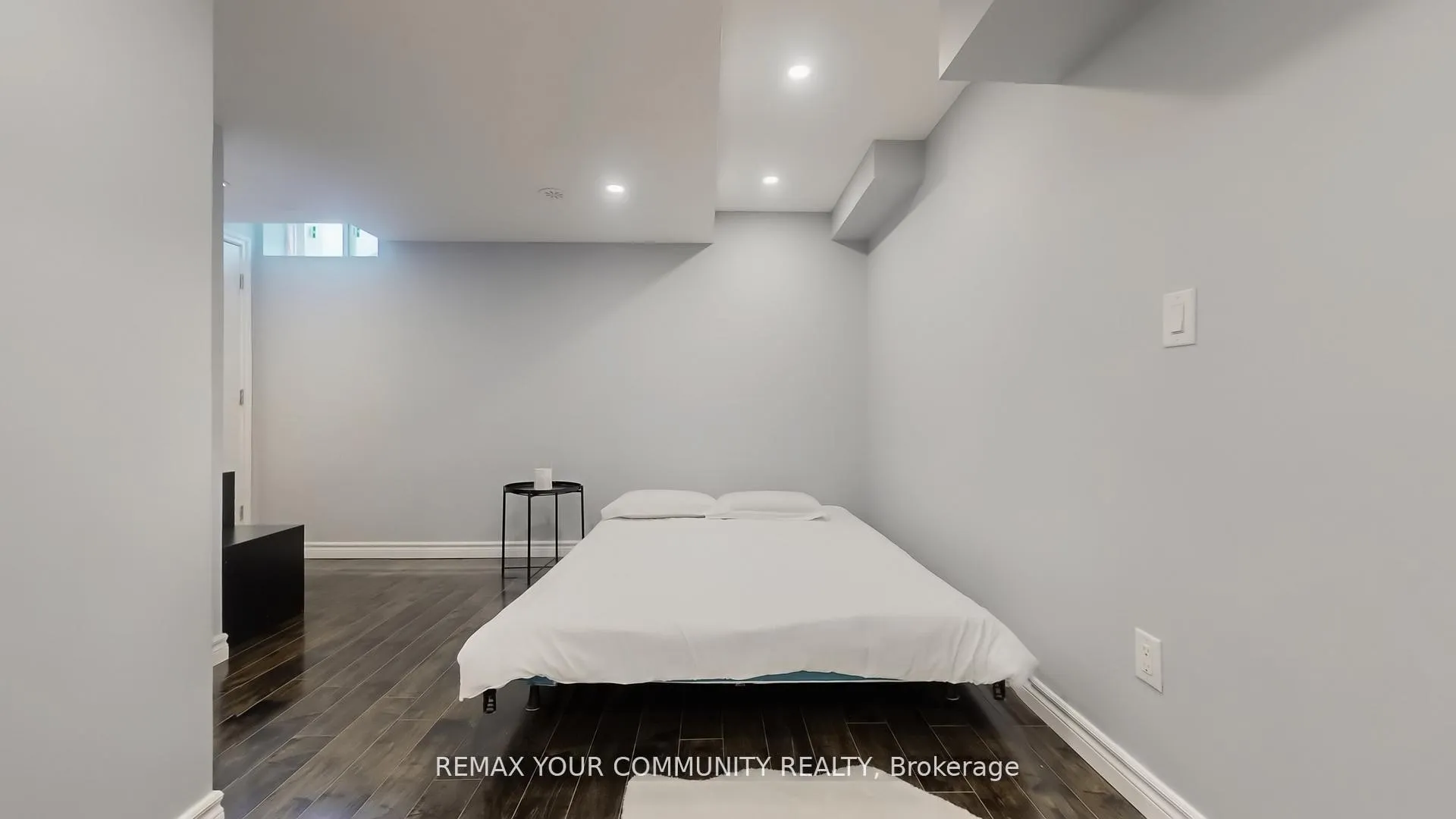 Photo 38 of 251 Thomas Cook Avenue, Vaughan, Patterson — HOMEH