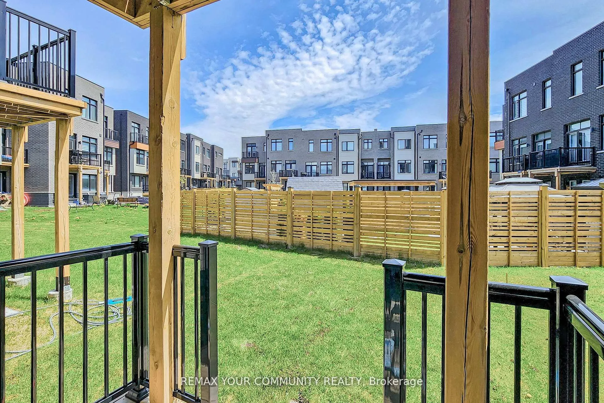 Photo 40 of 251 Thomas Cook Avenue, Vaughan, Patterson — HOMEH