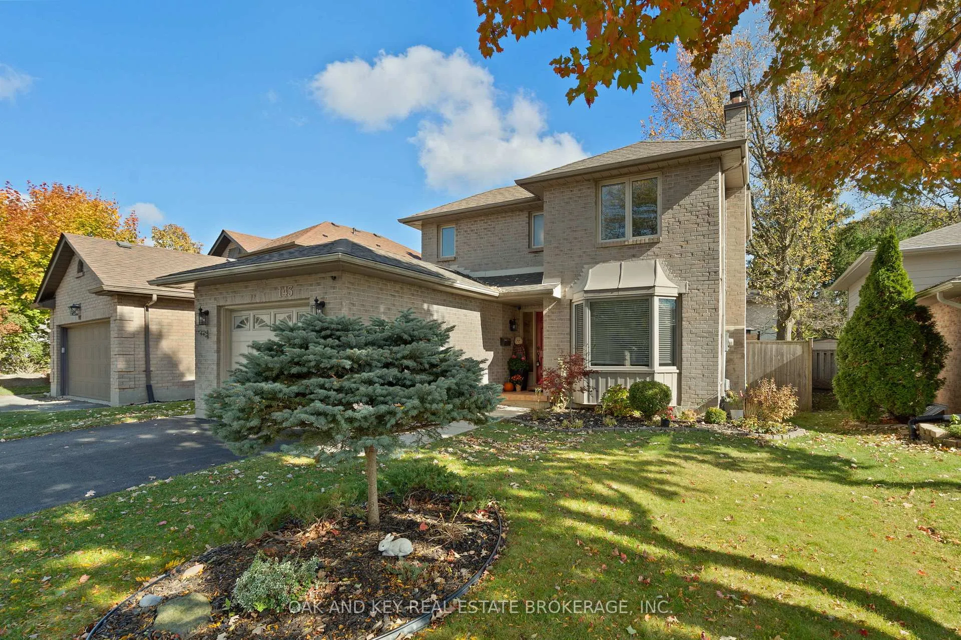 Photo 2 of 143 Golfview Road, London, South Q — HOMEH