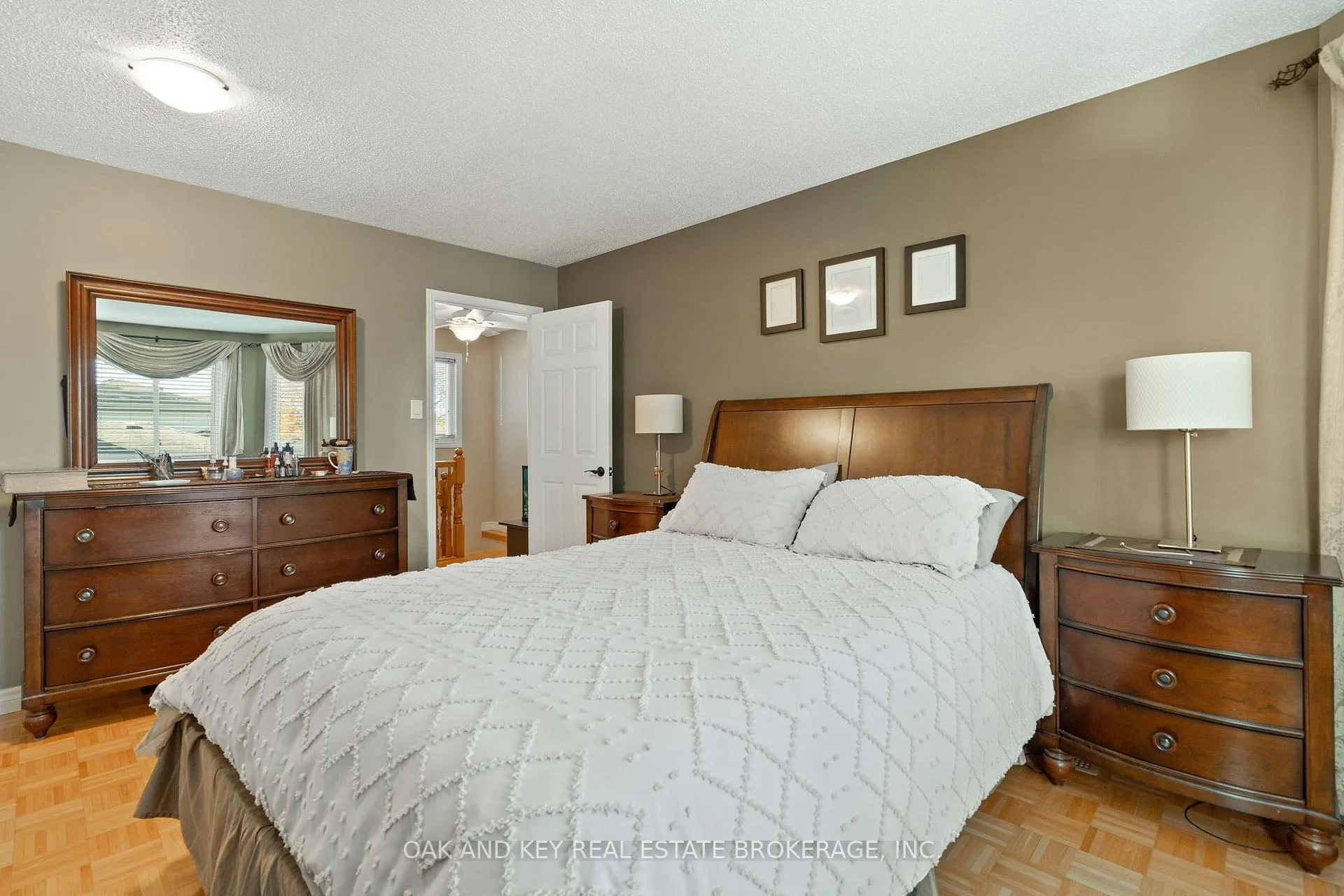 Photo 20 of 143 Golfview Road, London, South Q — HOMEH