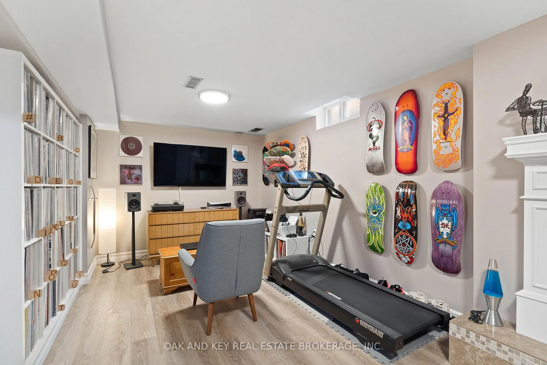 Photo 30 of 143 Golfview Road, London, South Q — HOMEH