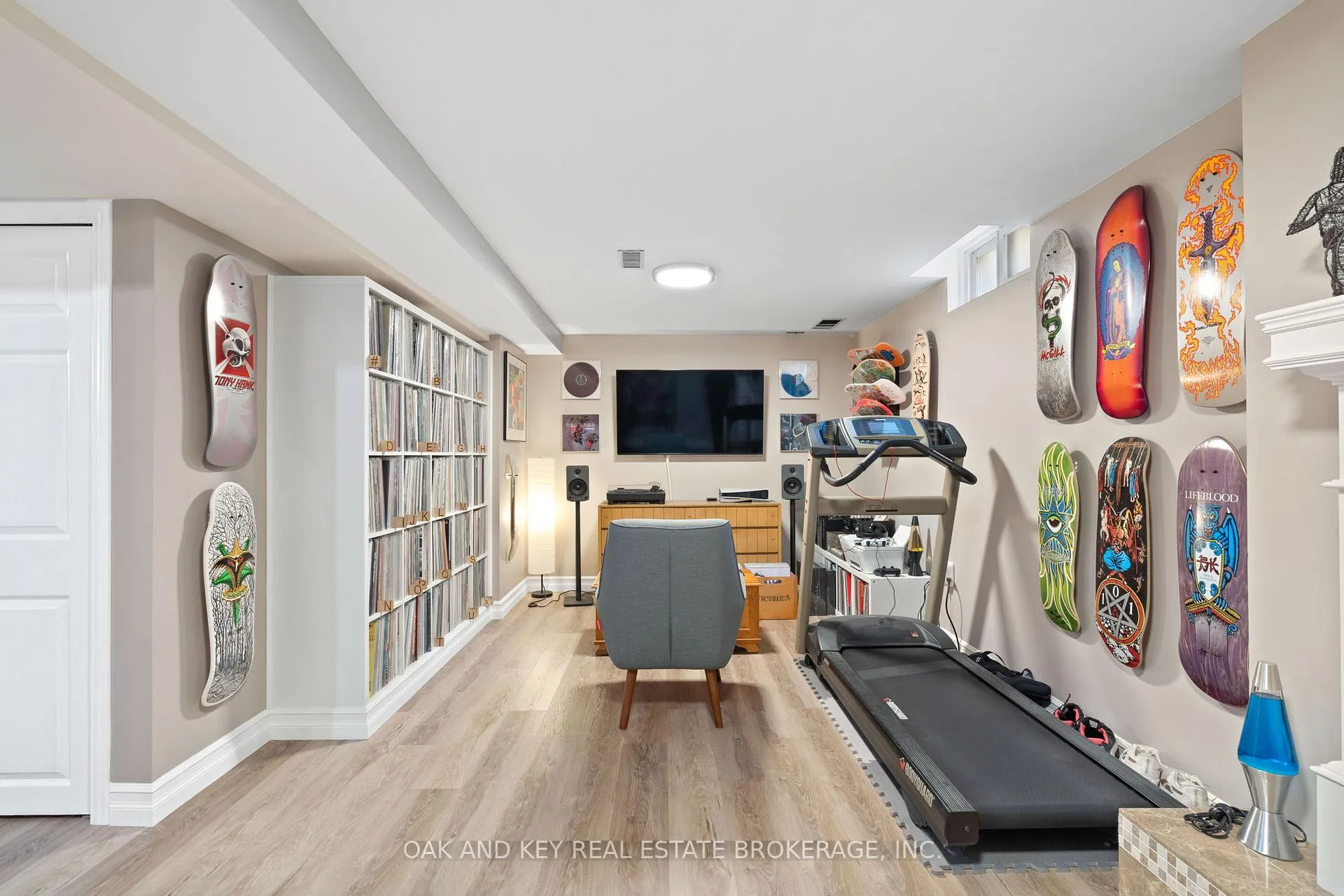 Photo 31 of 143 Golfview Road, London, South Q — HOMEH