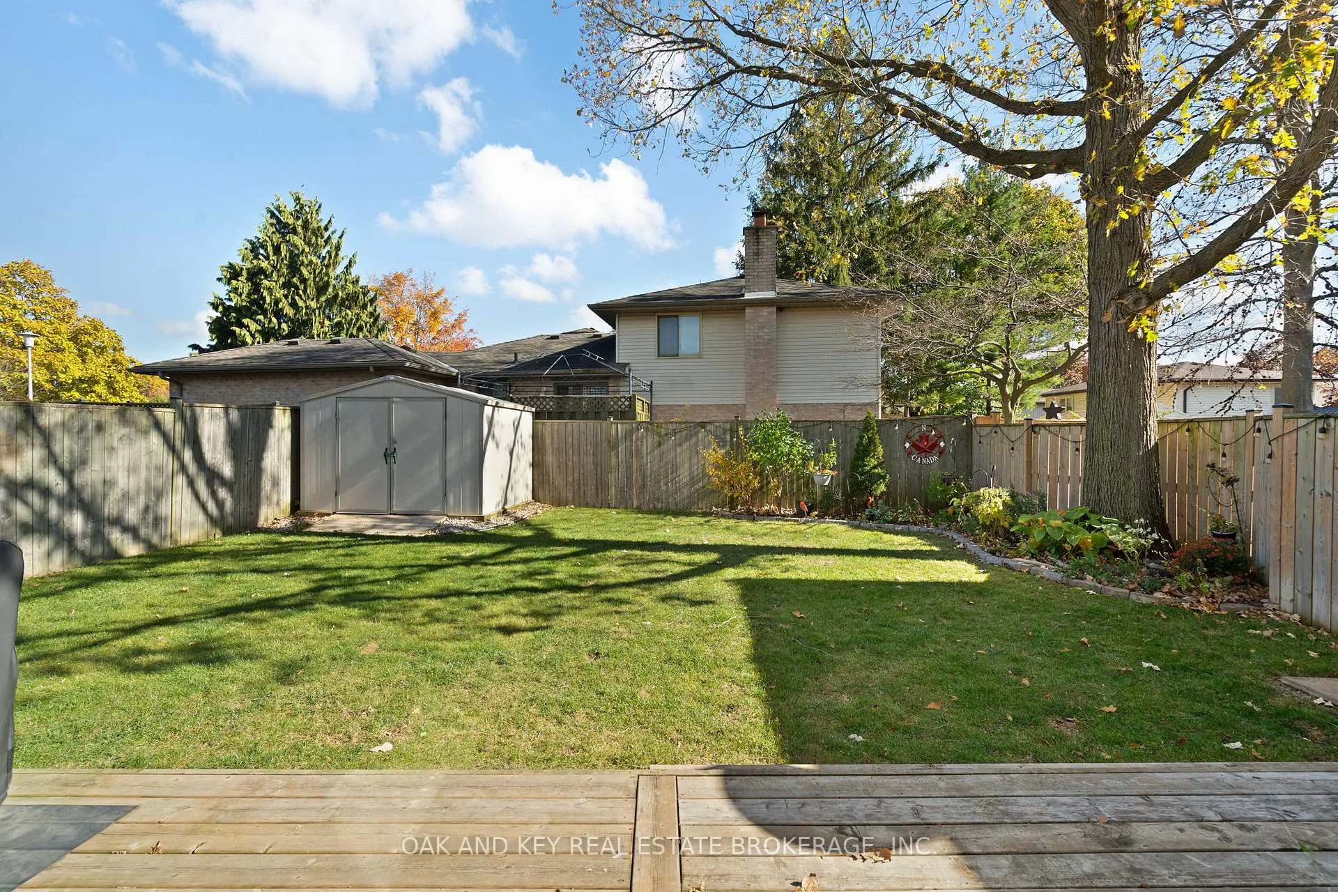 Photo 42 of 143 Golfview Road, London, South Q — HOMEH