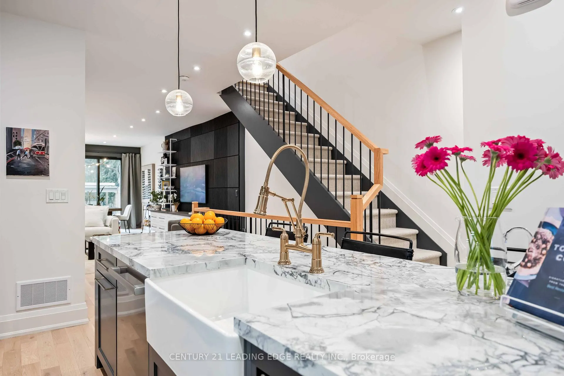 Photo 15 of 37 Bertmount Avenue, Toronto, South Riverdale — HOMEH